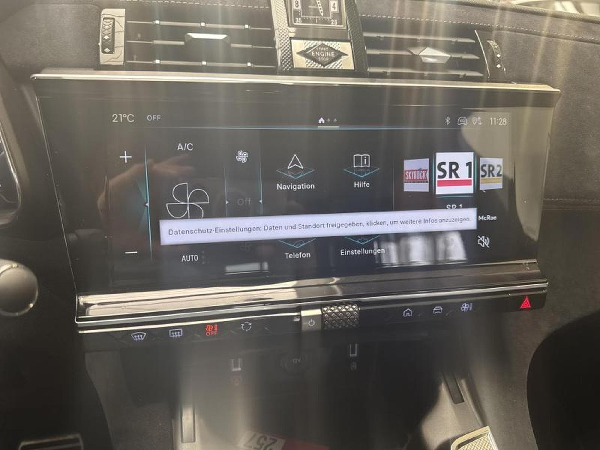 DS Automobiles DS7 E-Tense Performance Line + (2023) - Foto 16