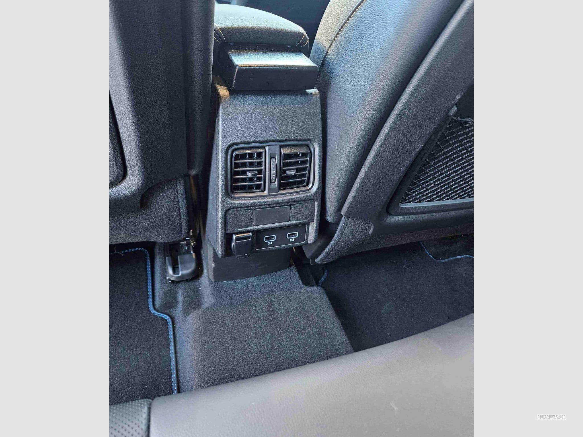 Renault Arkana Renault Arkana E-Tech Engineered Hybrid 145 ( 10/2023 ) (2023) - Photo 6