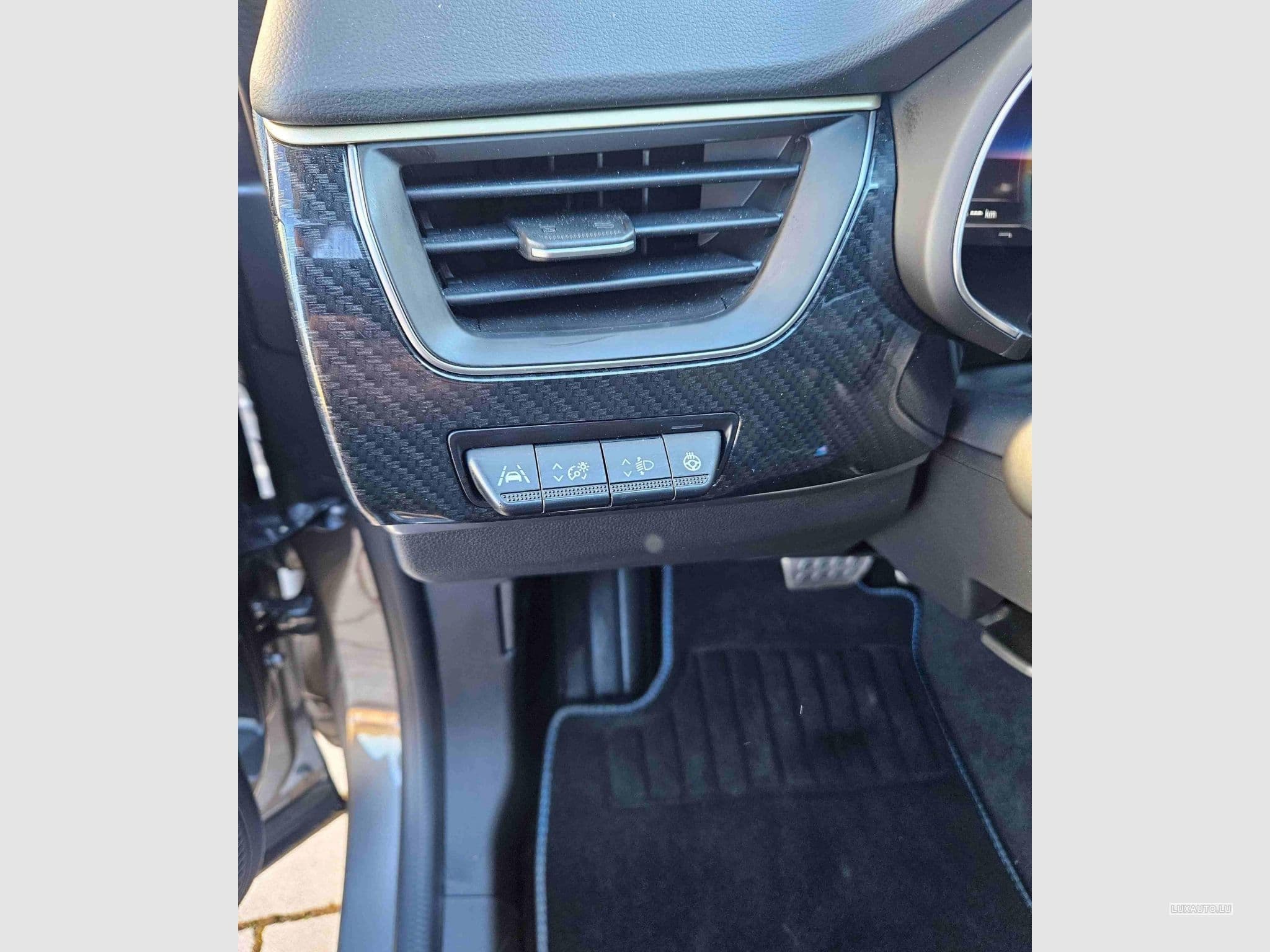 Renault Arkana Renault Arkana E-Tech Engineered Hybrid 145 ( 10/2023 ) (2023) - Photo 8