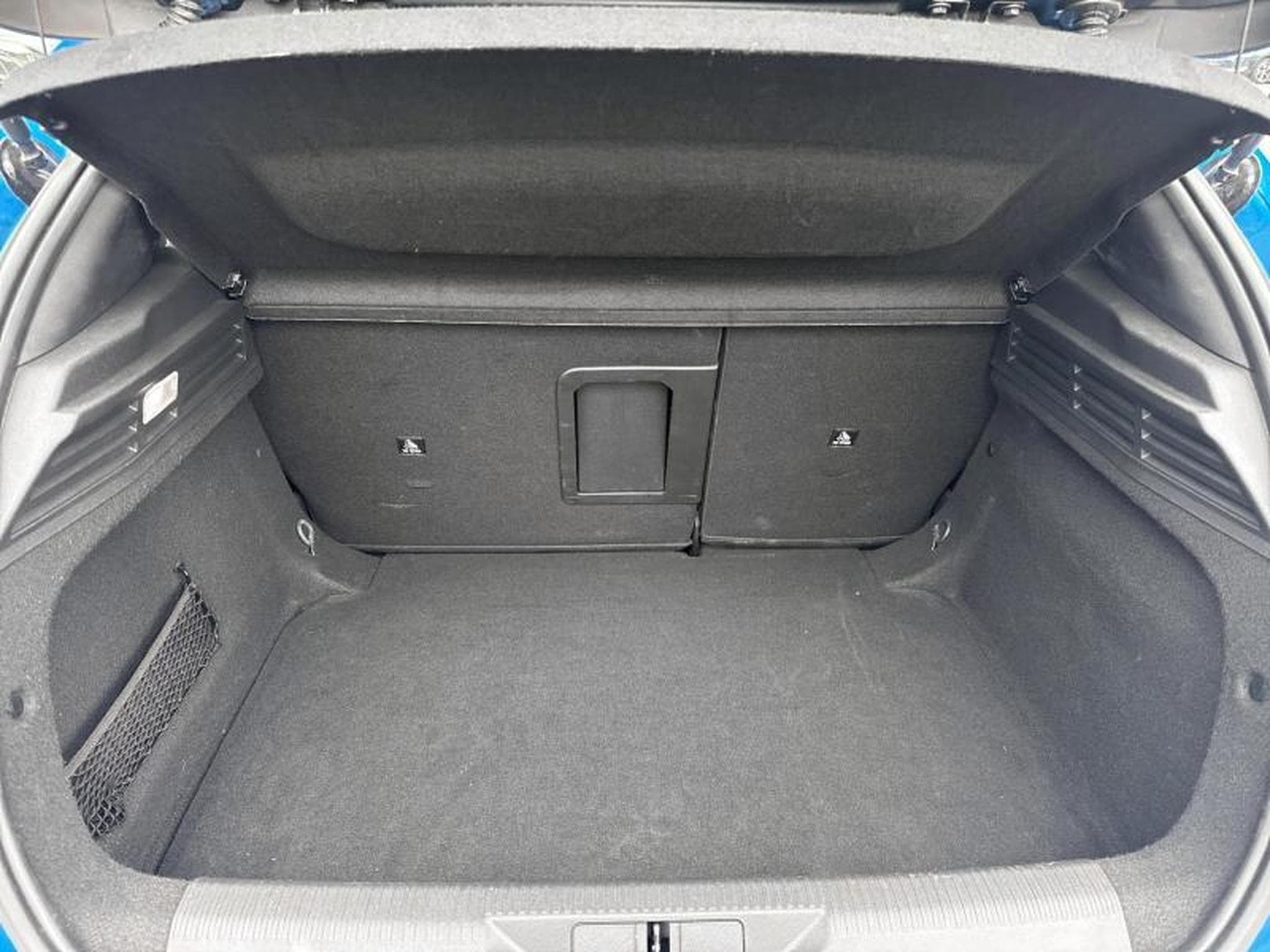 Peugeot 308 III GT (2021) - Foto 20