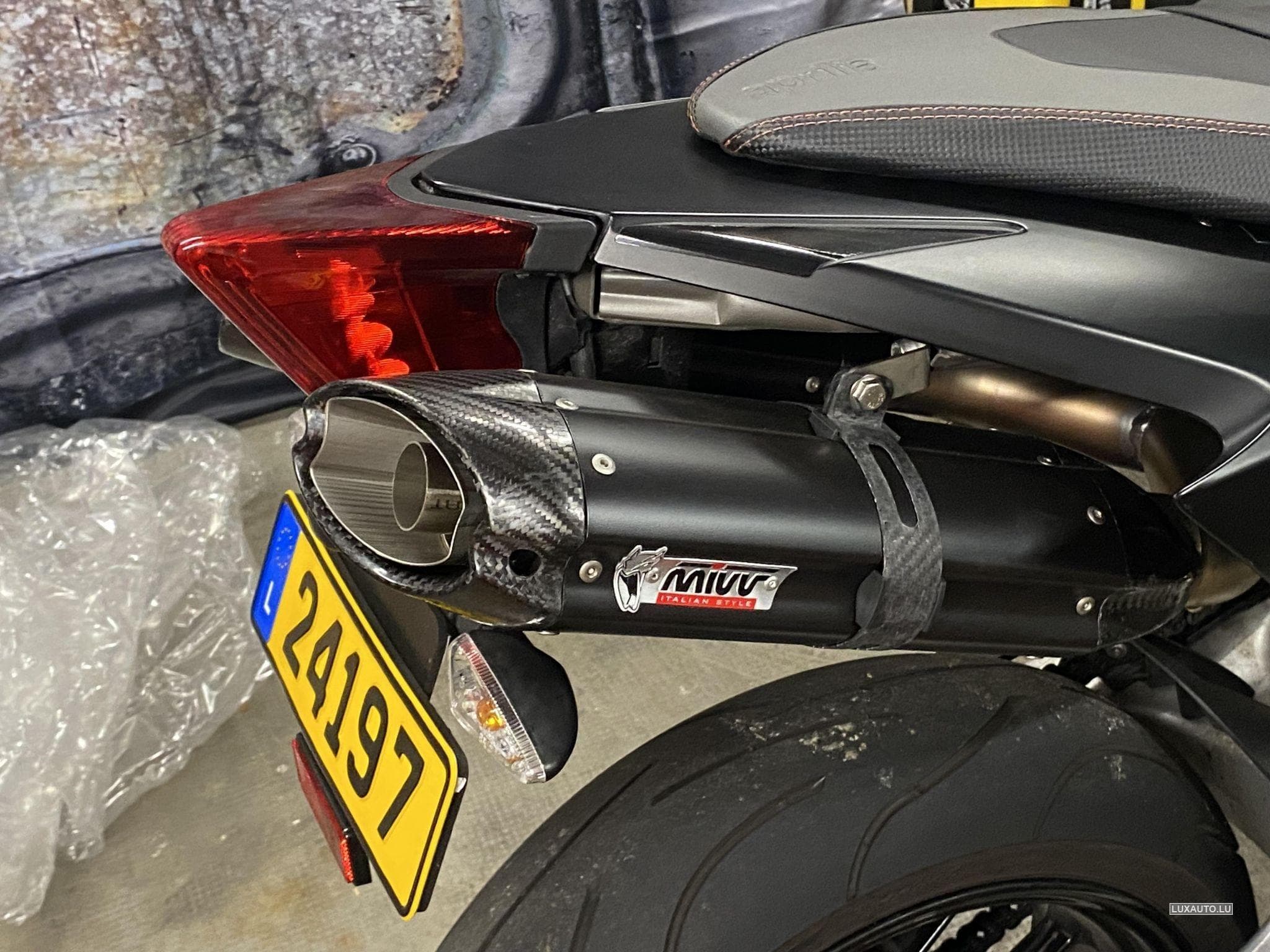 Aprilia Dorsoduro (2008) - Foto 9