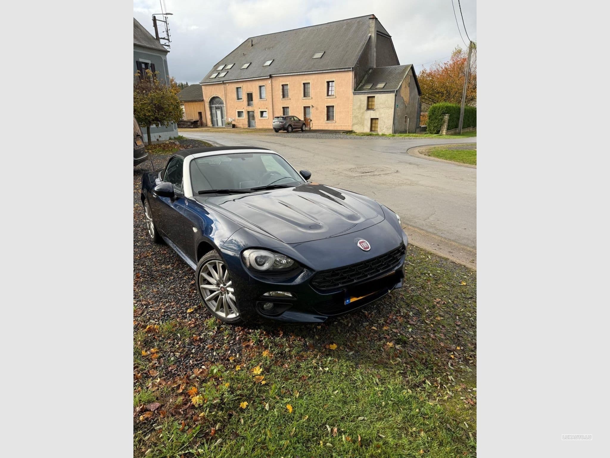 Fiat 124 Spider Lusso (2019) - Photo 1