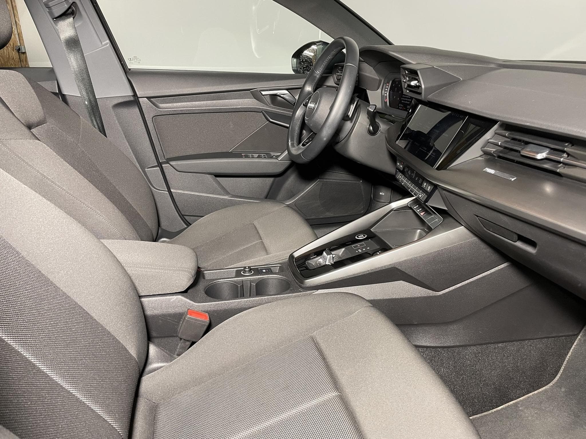 Audi A3 SPORTBACK 35 TDI 150 S-TRONIC BUSINESS GPS (2020) - Photo 7