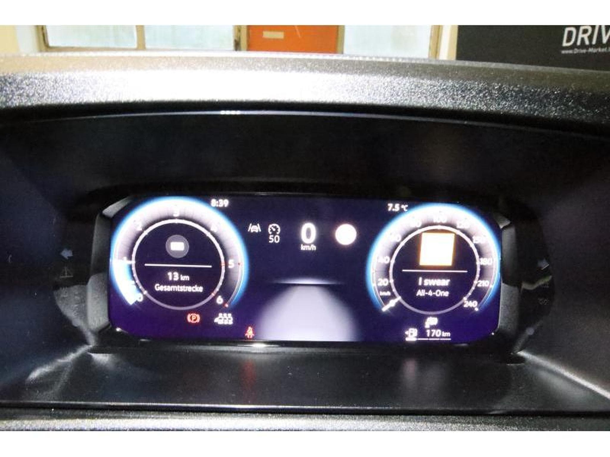 VW Caddy V Life (2024) - Photo 4