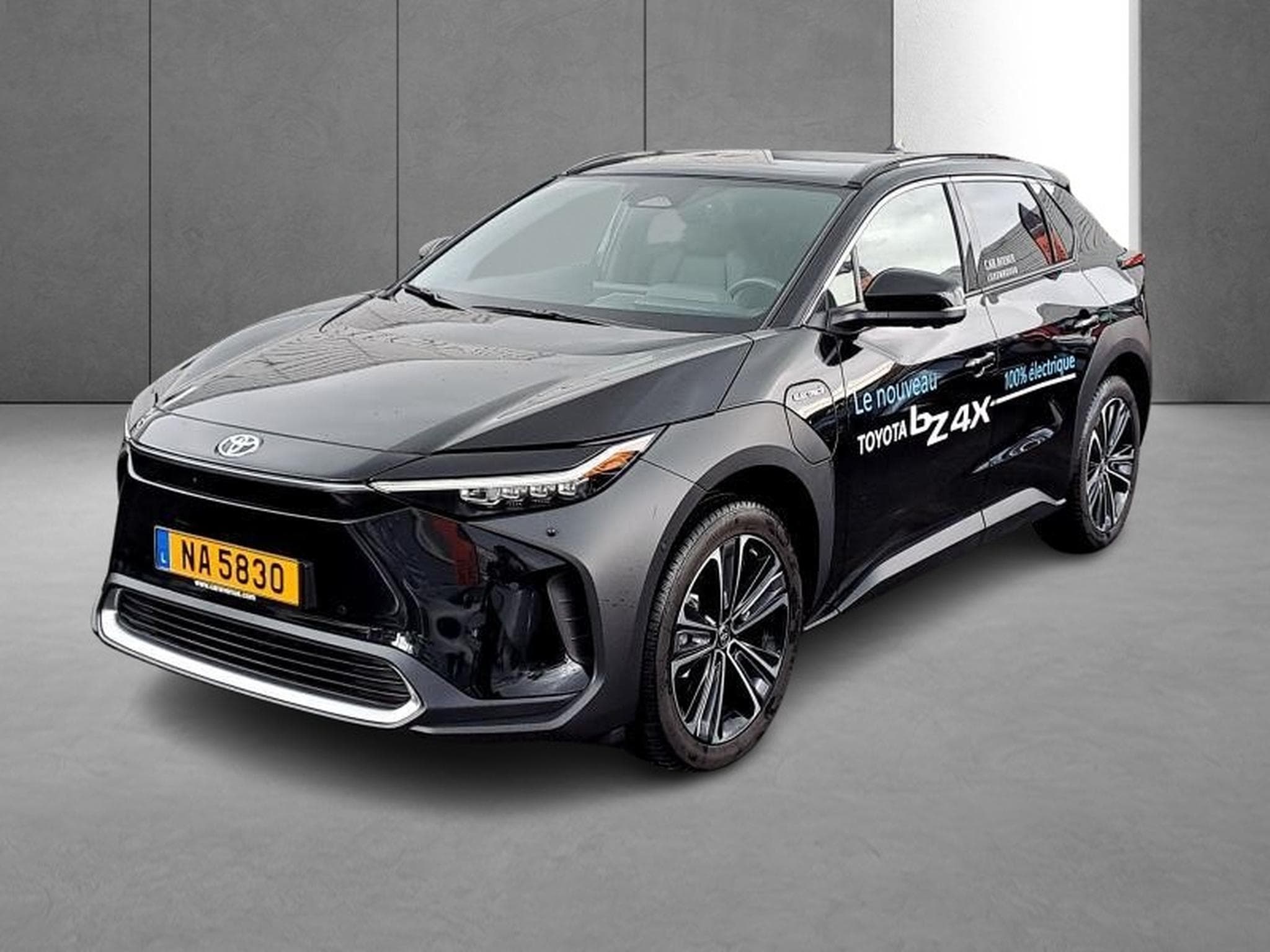 Toyota bZ4X Premium Awd (2023) - Foto 18