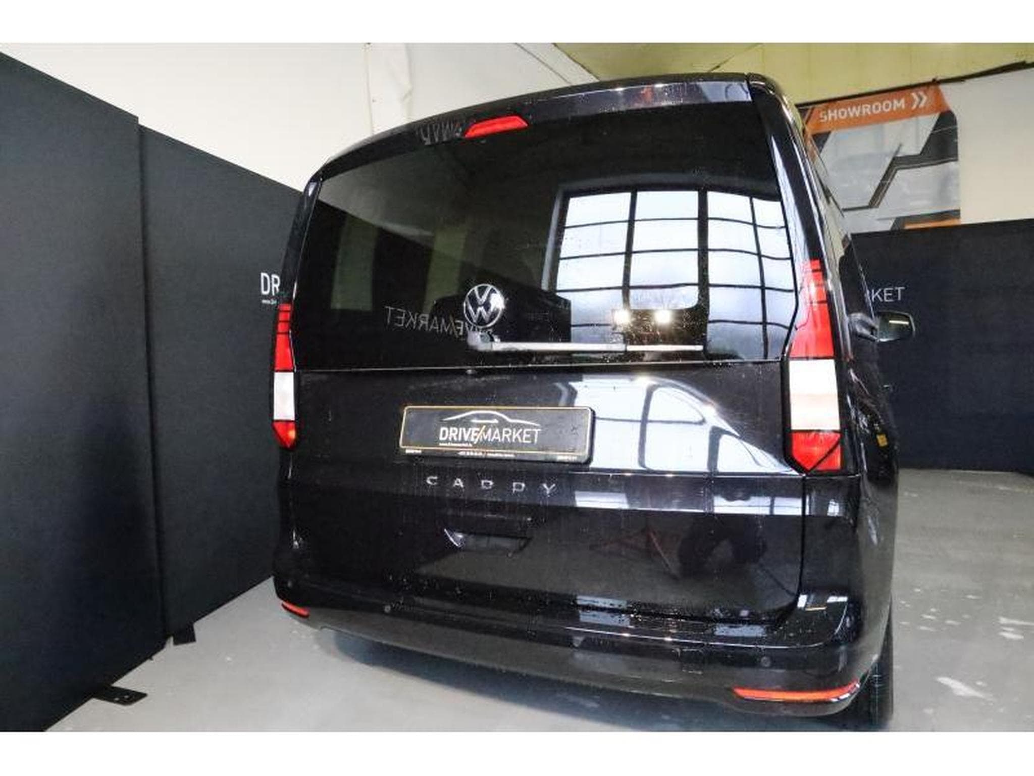 VW Caddy V Life (2024) - Foto 10