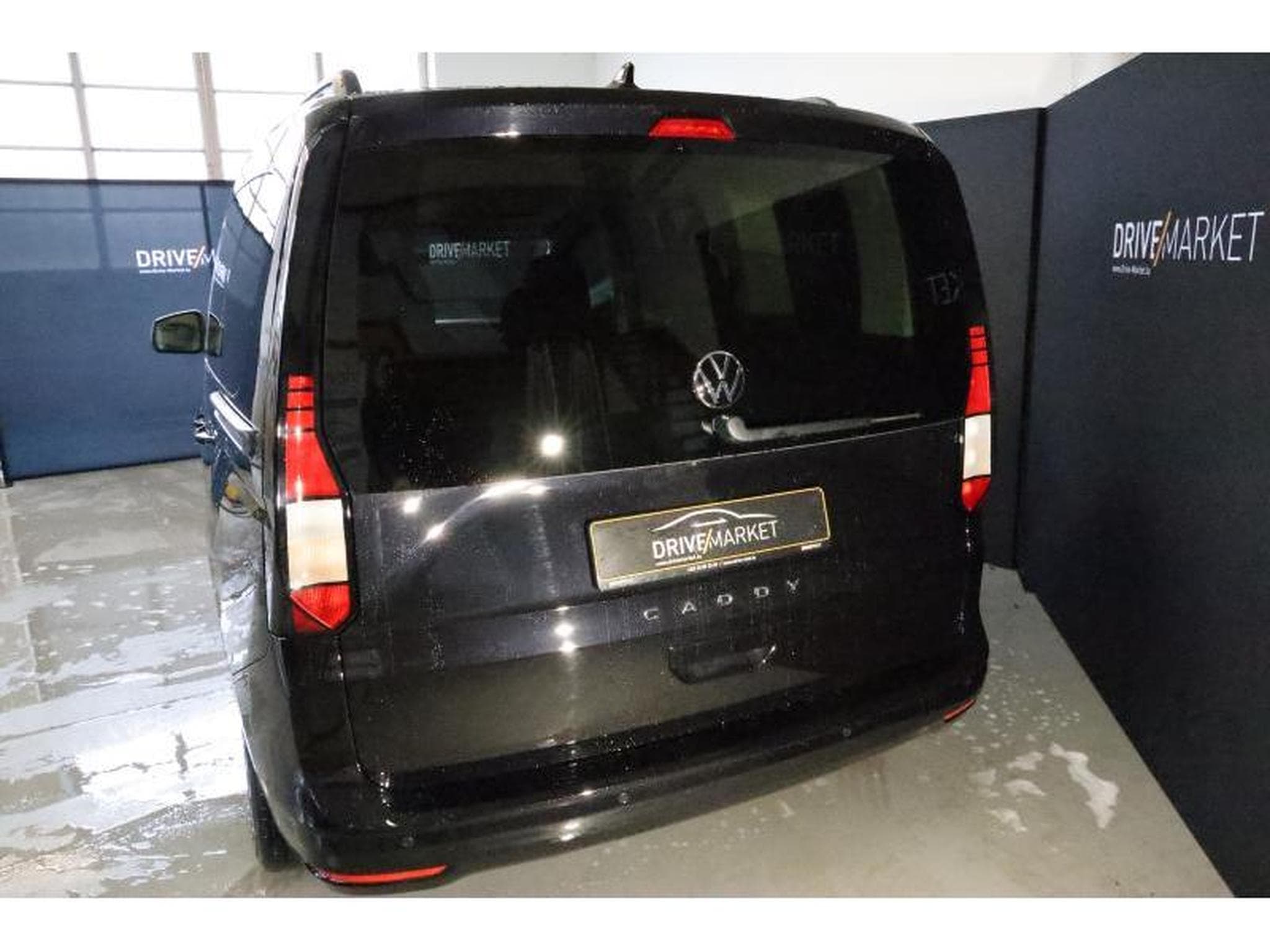 VW Caddy V Life (2024) - Foto 21
