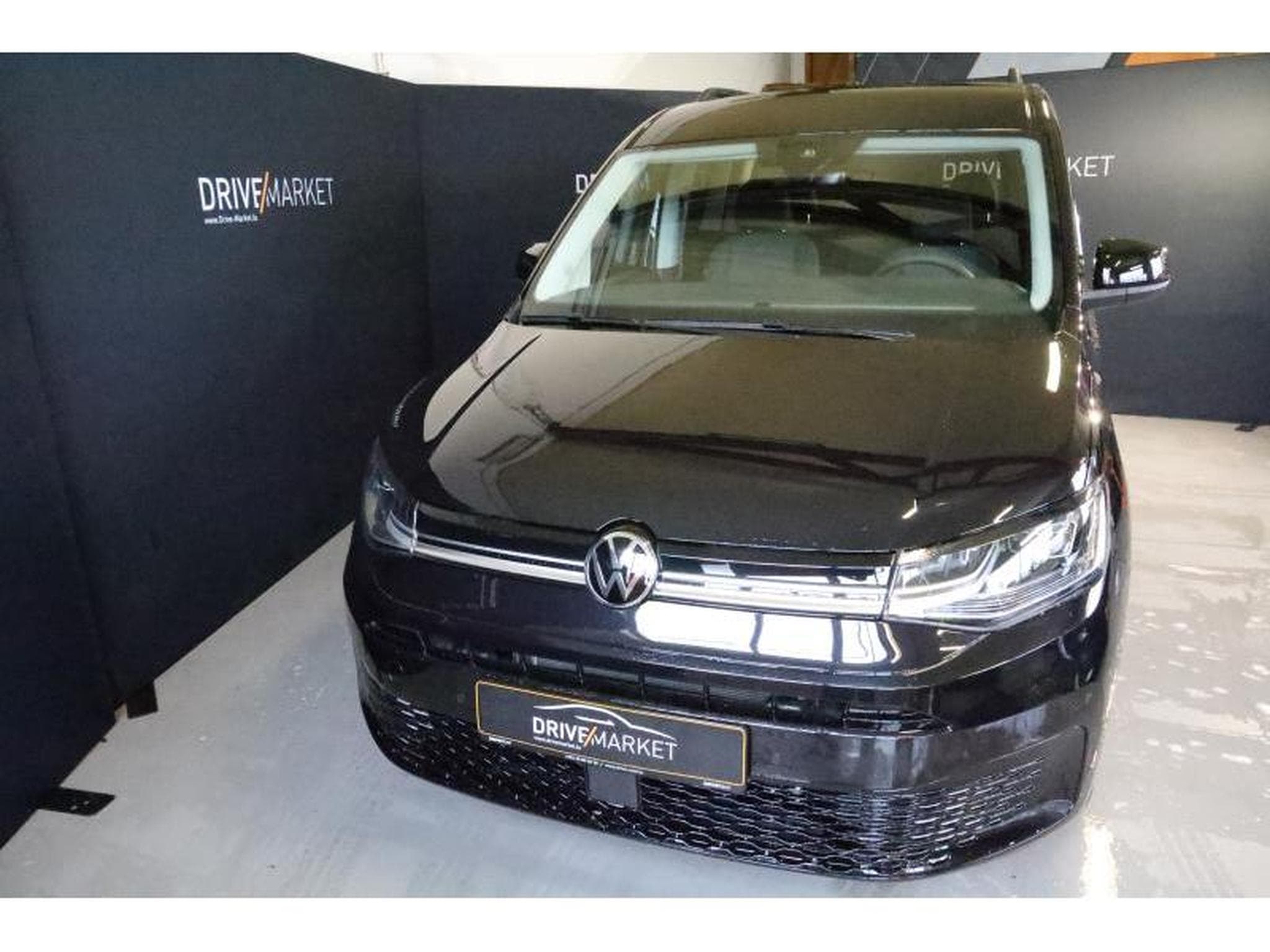 VW Caddy V Life (2024) - Foto 23