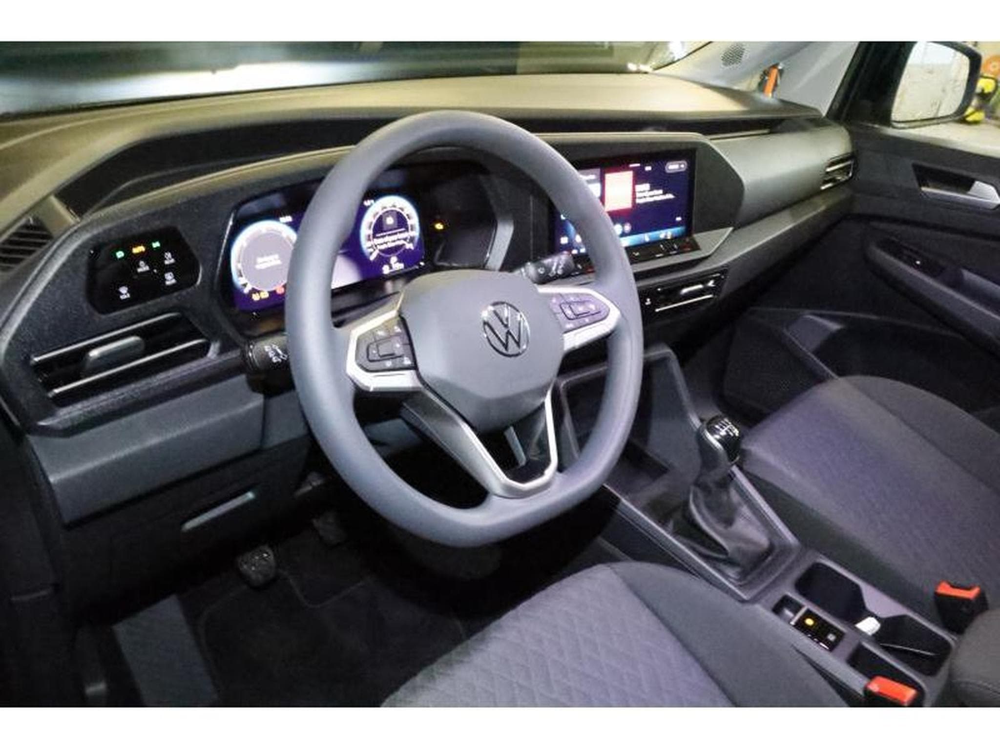 VW Caddy V Life (2024) - Photo 10