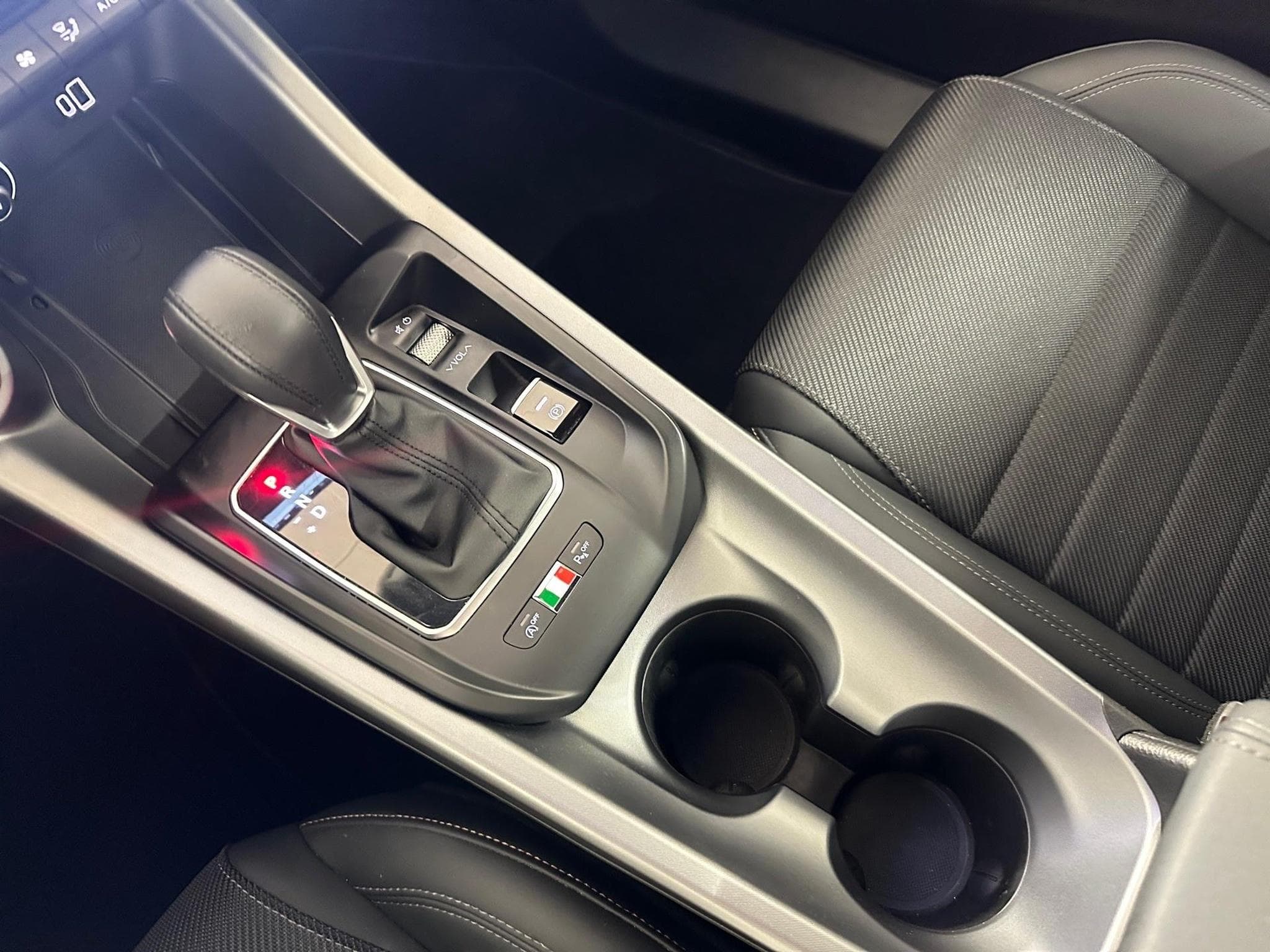 Alfa-Romeo Tonale 1.6 TI (2023) - Foto 3