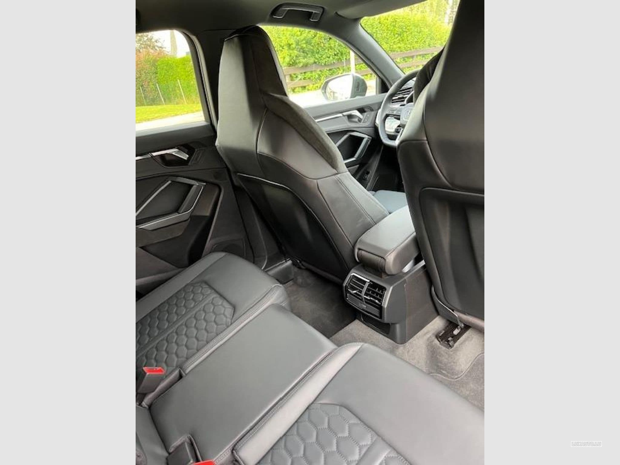 Audi RSQ3 Q3 - RS - 400 cv (2020) - Foto 10