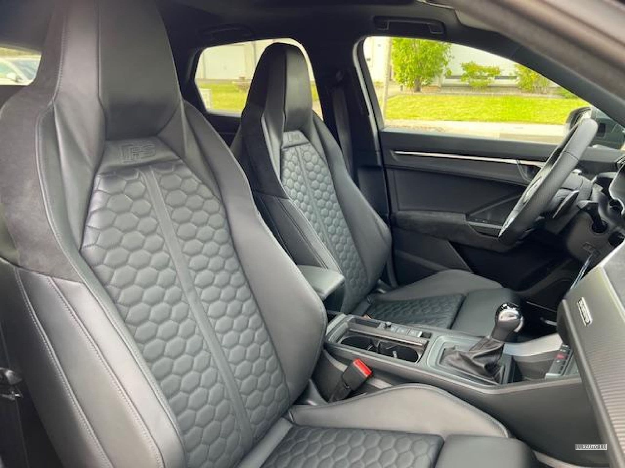 Audi RSQ3 Q3 - RS - 400 cv (2020) - Foto 6