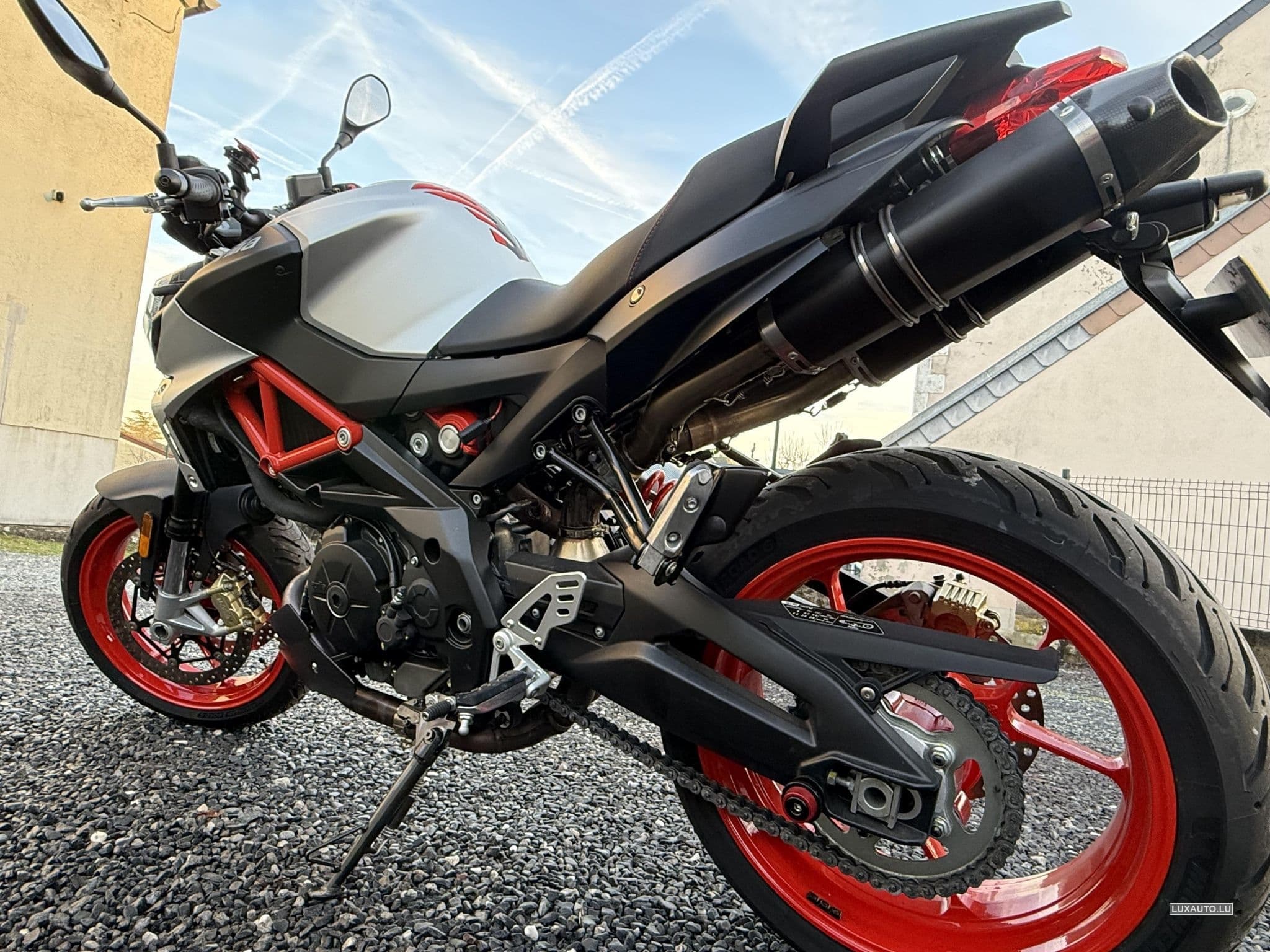 Aprilia Shiver 900 (2019) - Foto 3