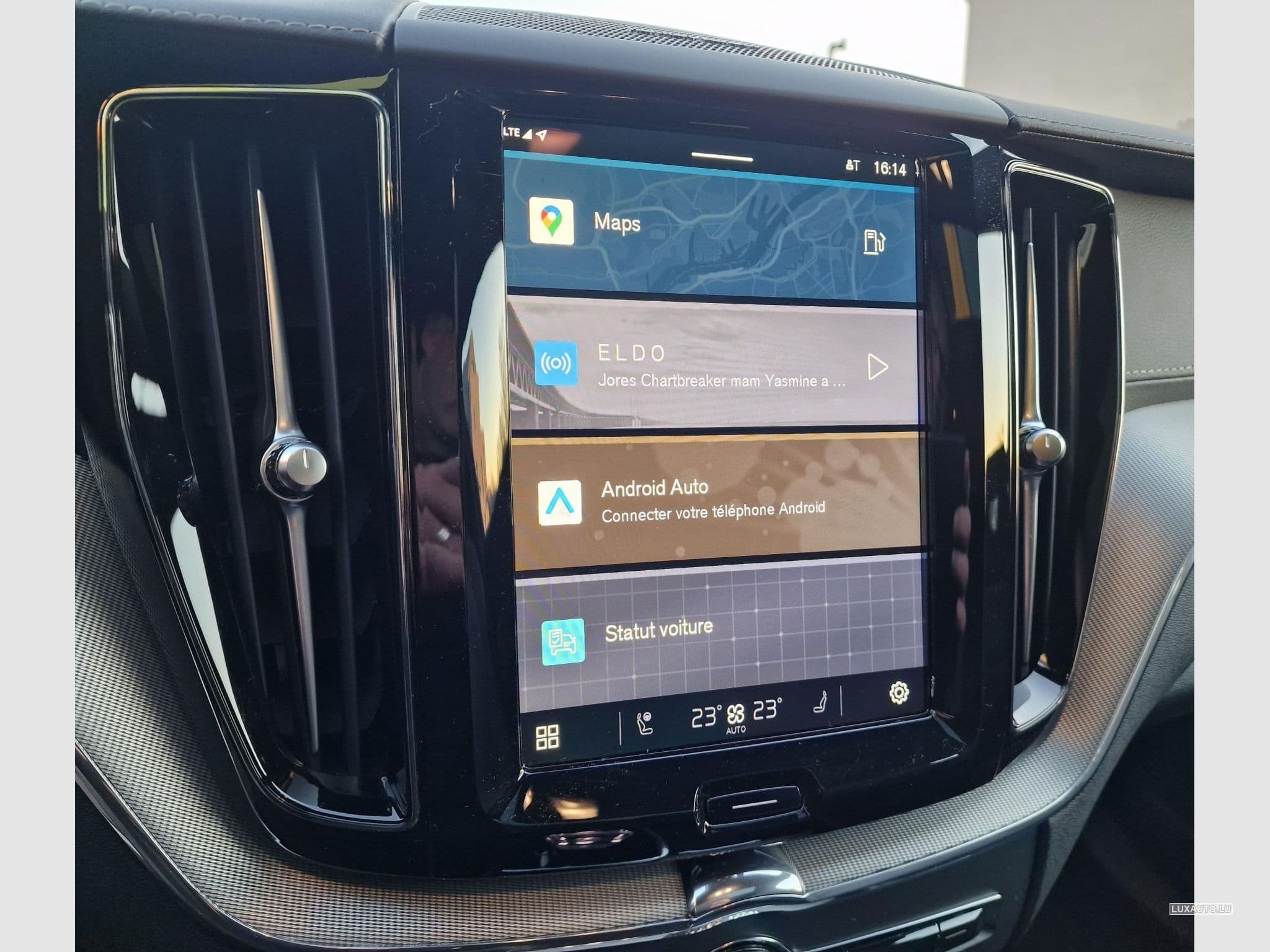 Volvo XC60 Ultimate dark (2023) - Foto 13