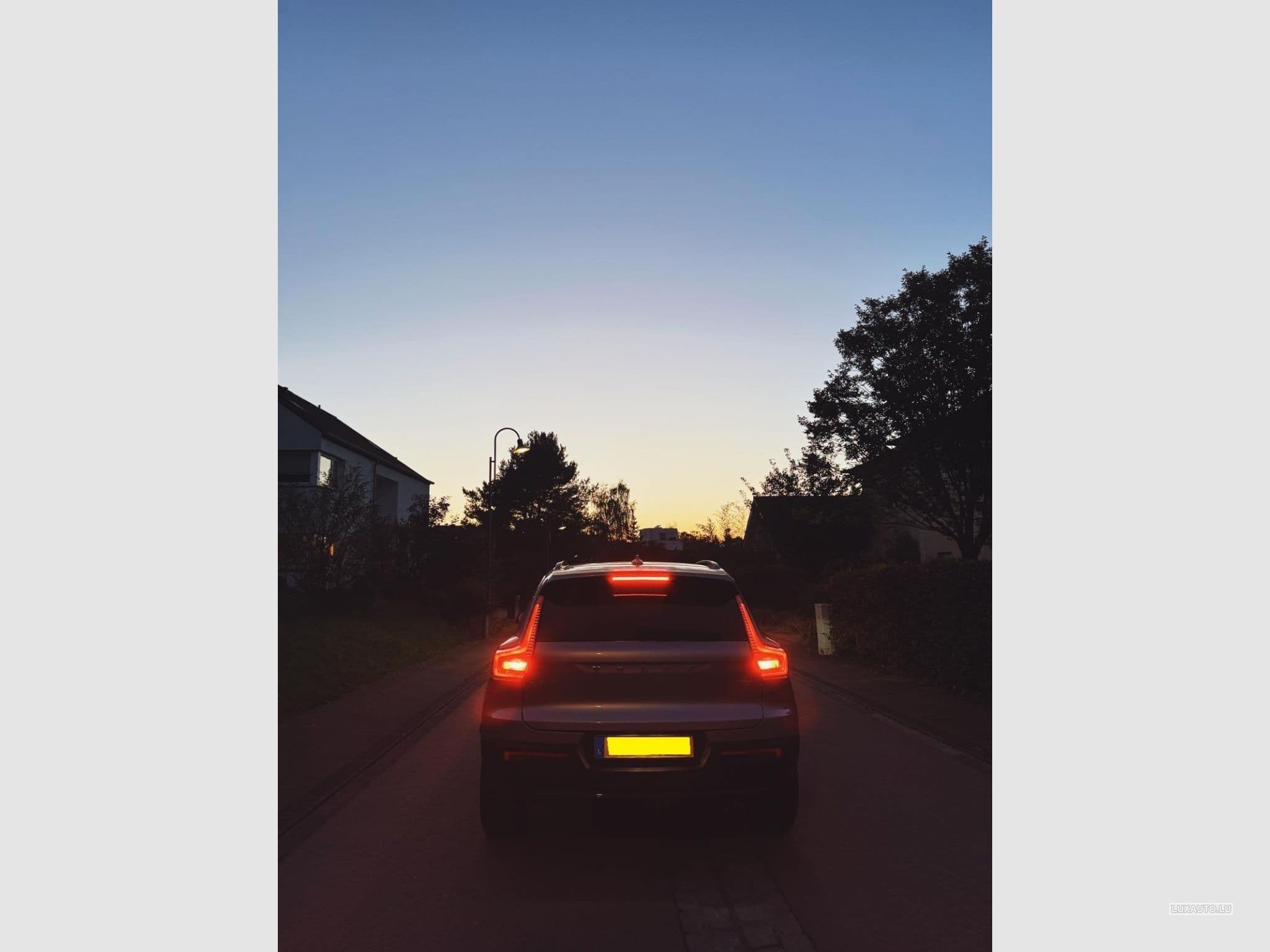 Volvo XC40 T2 Plus Dark (2023) - Photo 7