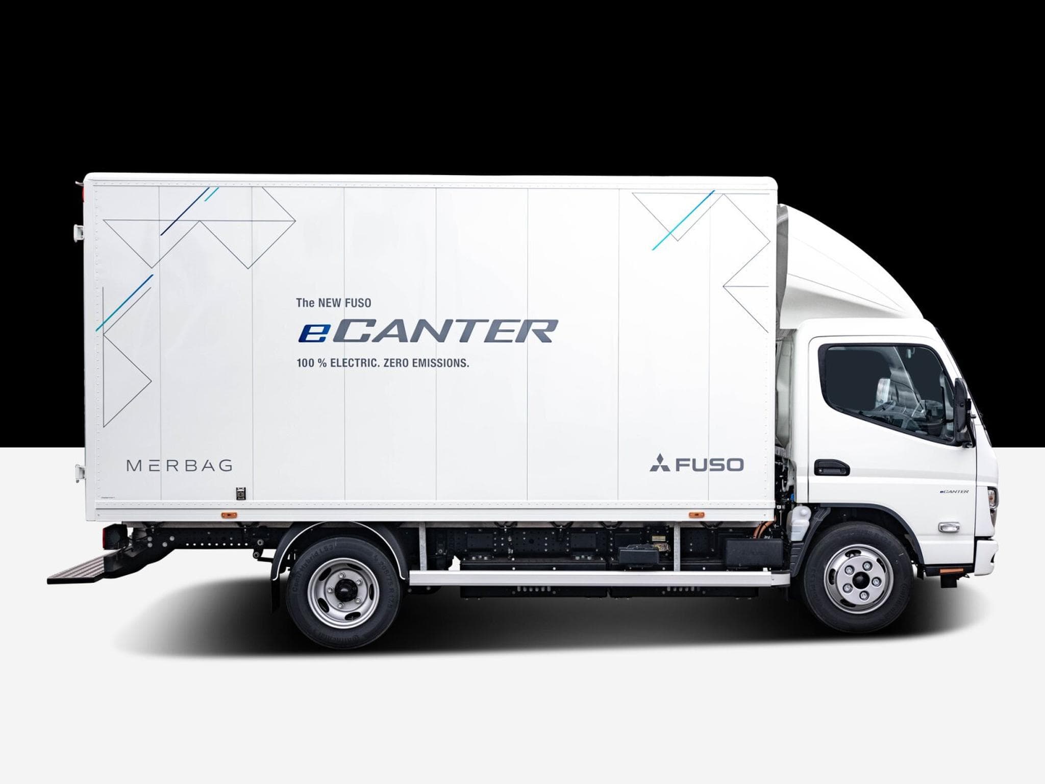 Fuso eCanter 4.25t e 4.25t Koffer (2024) - Photo 2