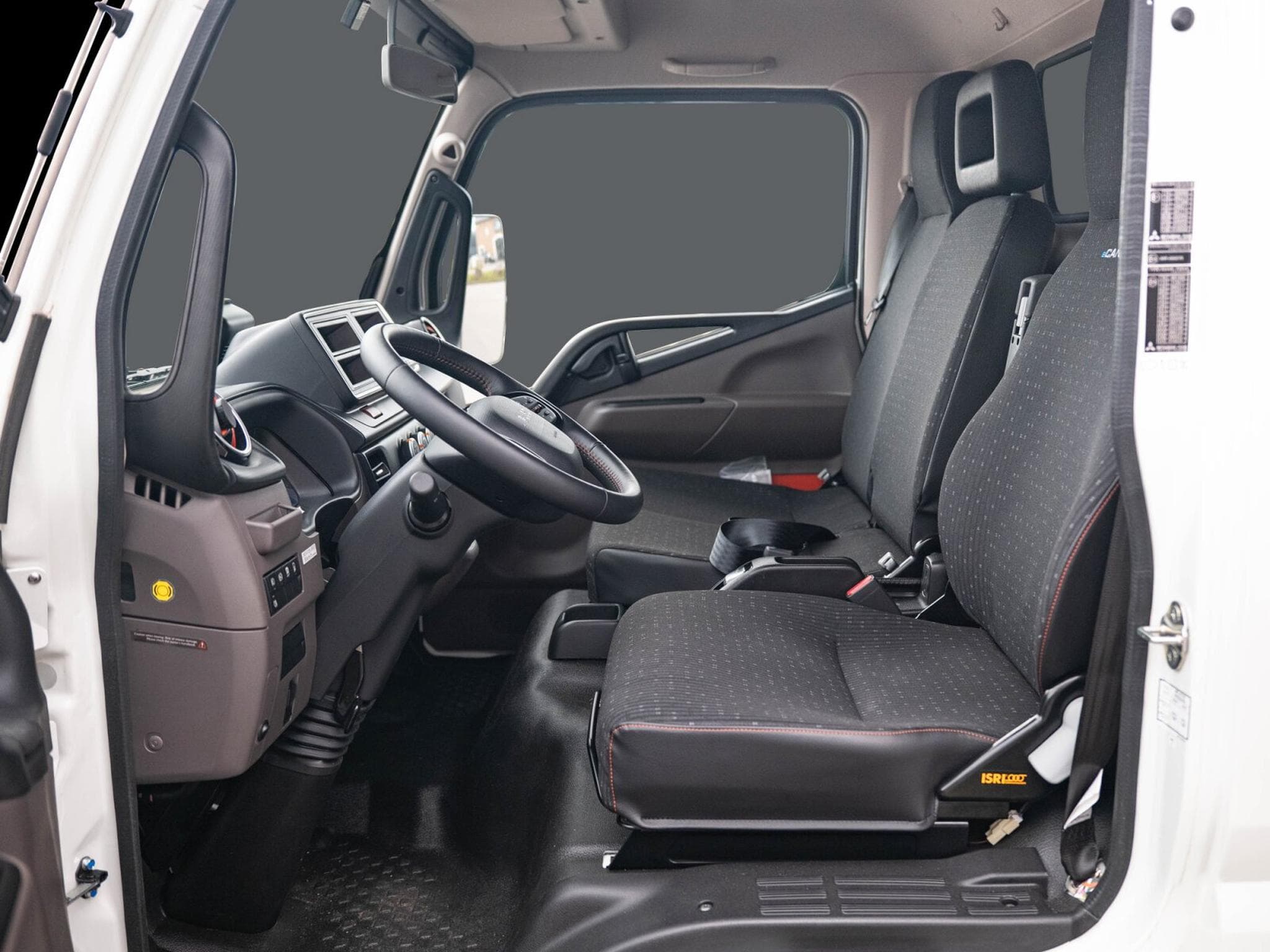 Fuso eCanter 4.25t e 4.25t Koffer (2024) - Photo 5