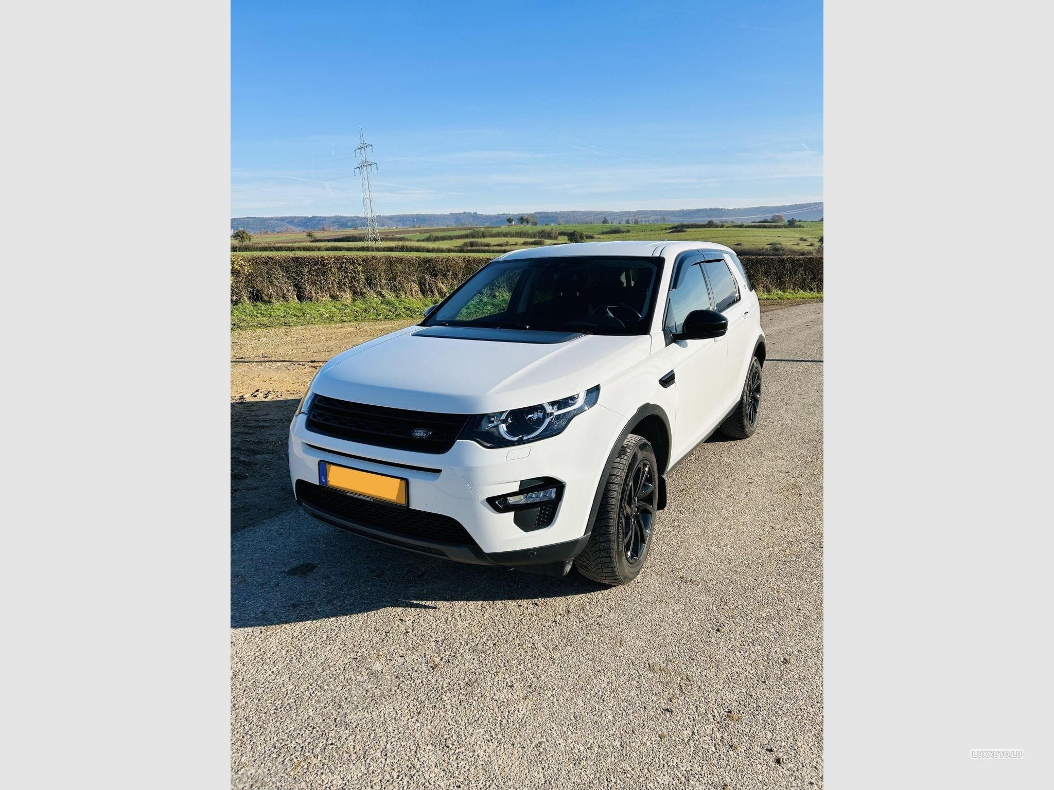 Land-Rover Discovery Sport Sport 4x4 (2017) - Photo 1