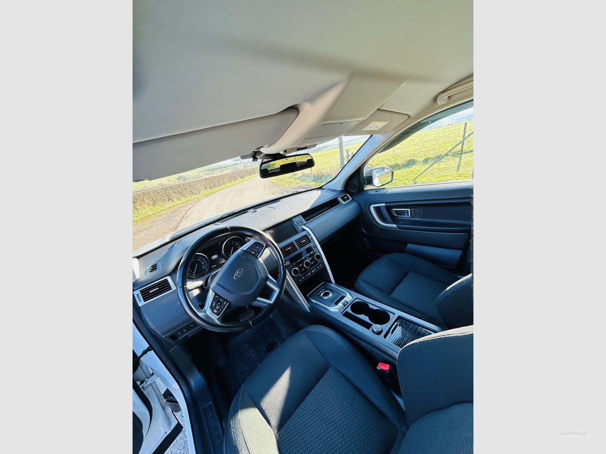 Land-Rover Discovery Sport Sport 4x4 (2017) - Photo 7