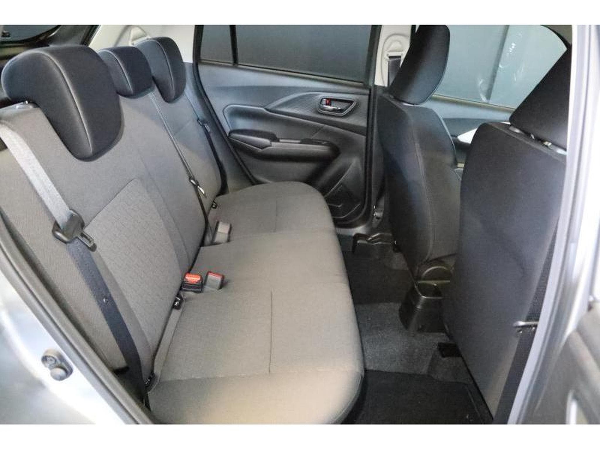 Suzuki Swift GL+ (2024) - Foto 16