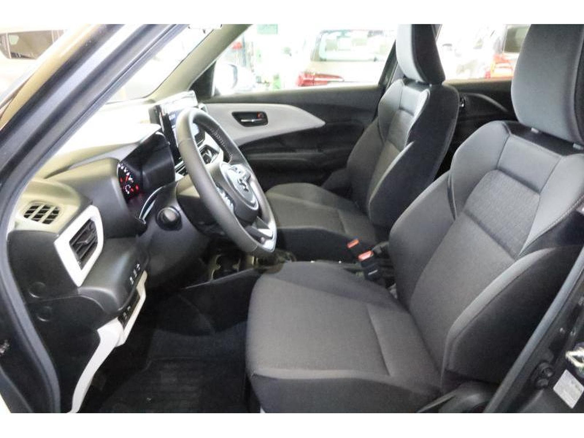 Suzuki Swift GL+ (2024) - Foto 13