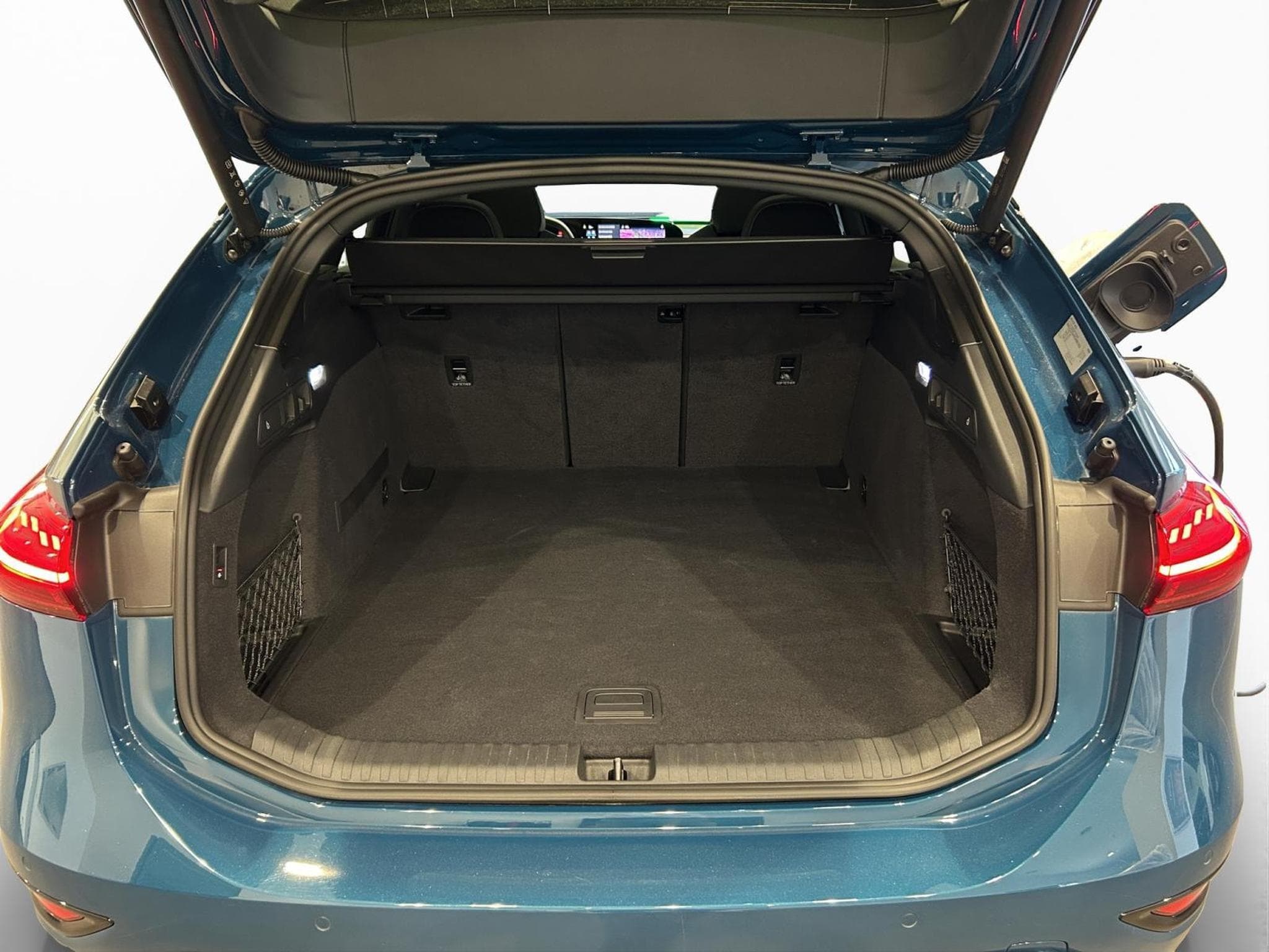 Audi A6 e-tron edition one blue (2025) - Photo 19