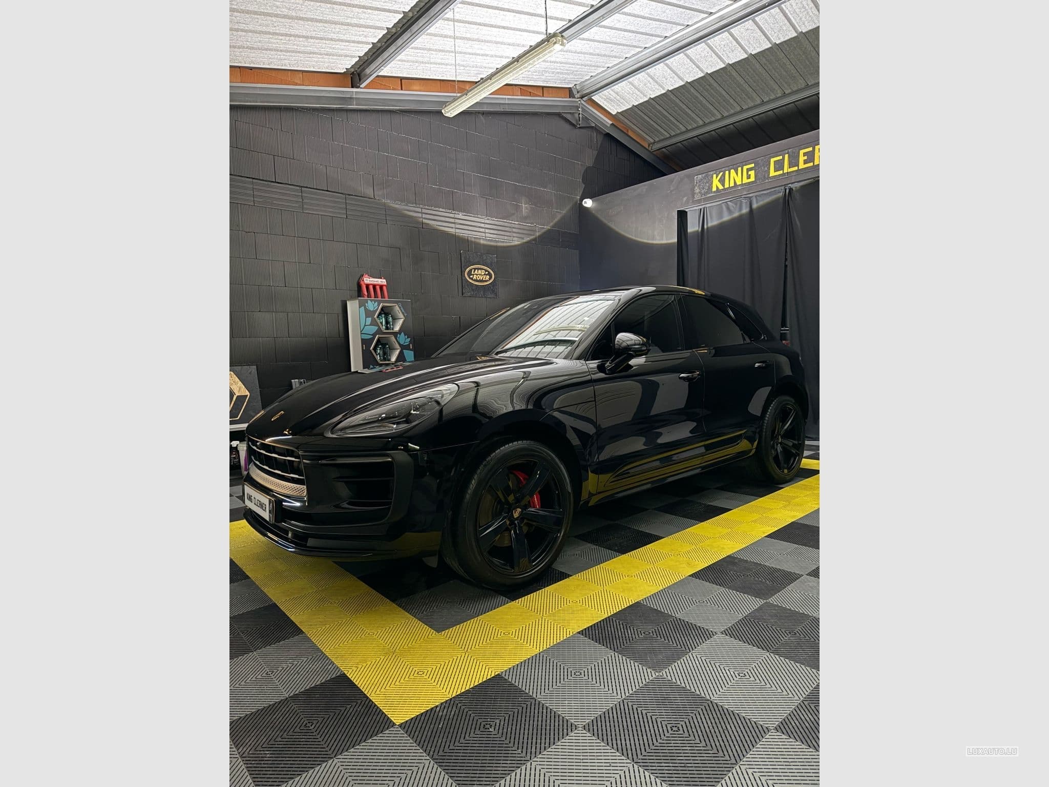 Porsche Macan Macan III S / Dernier facelift (2023) - Photo 2