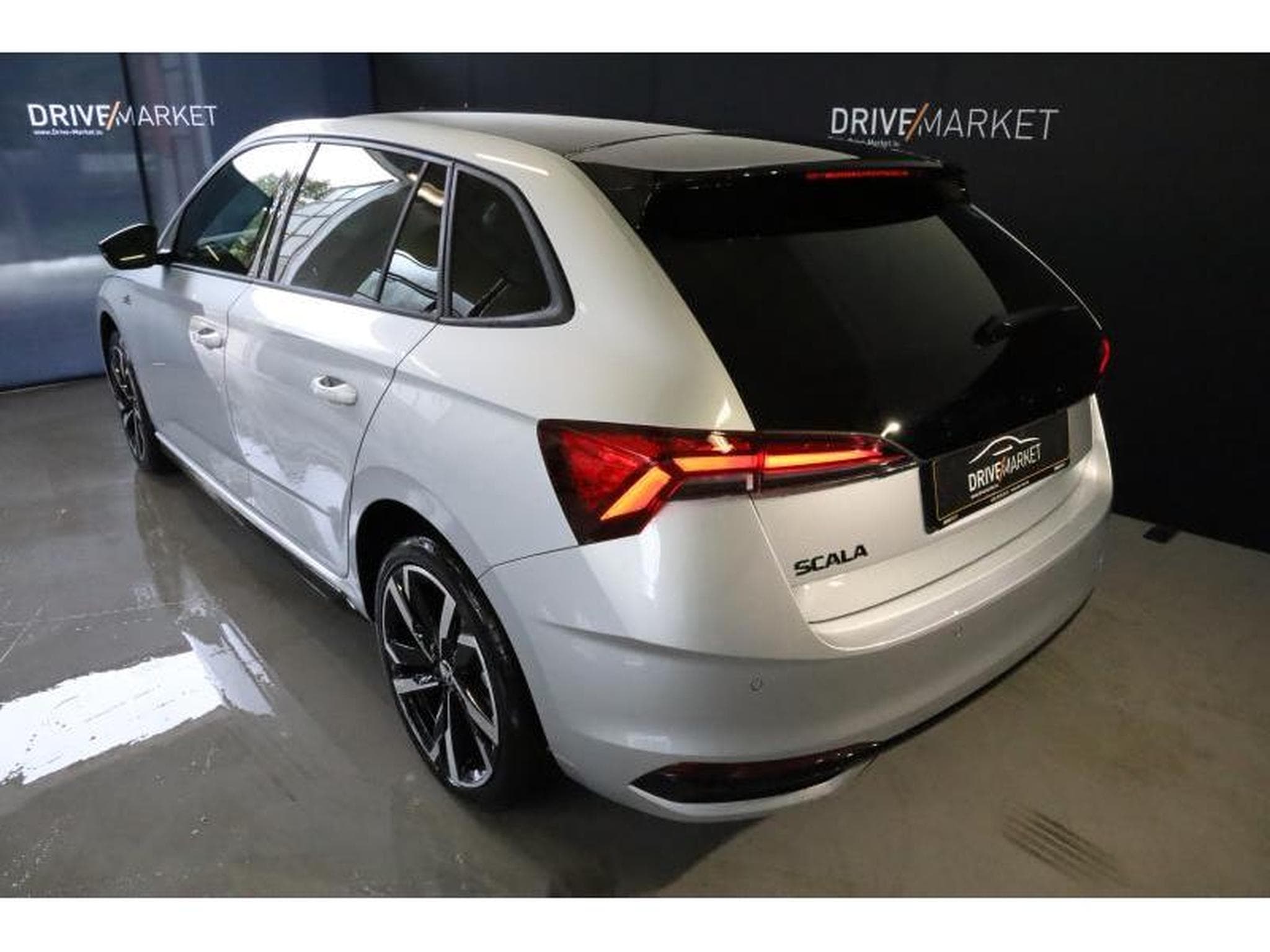 Skoda Scala Monte Carlo (2024) - Foto 9