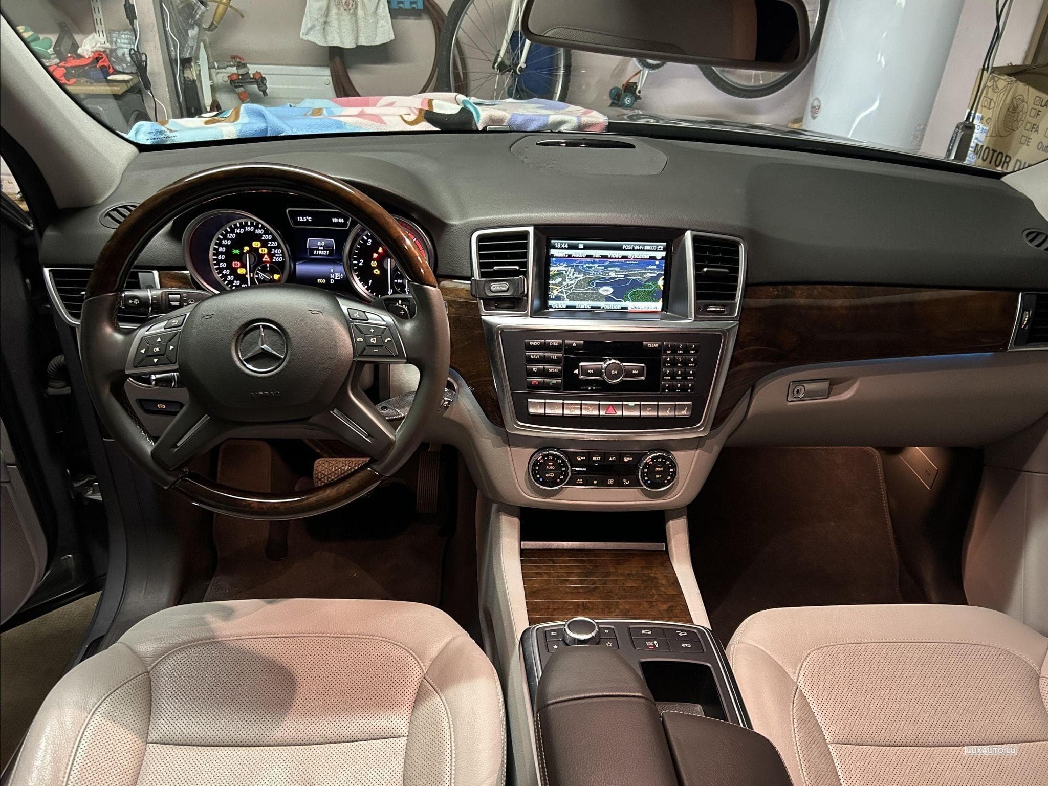 Mercedes ML 350 AMG (2015) - Photo 2