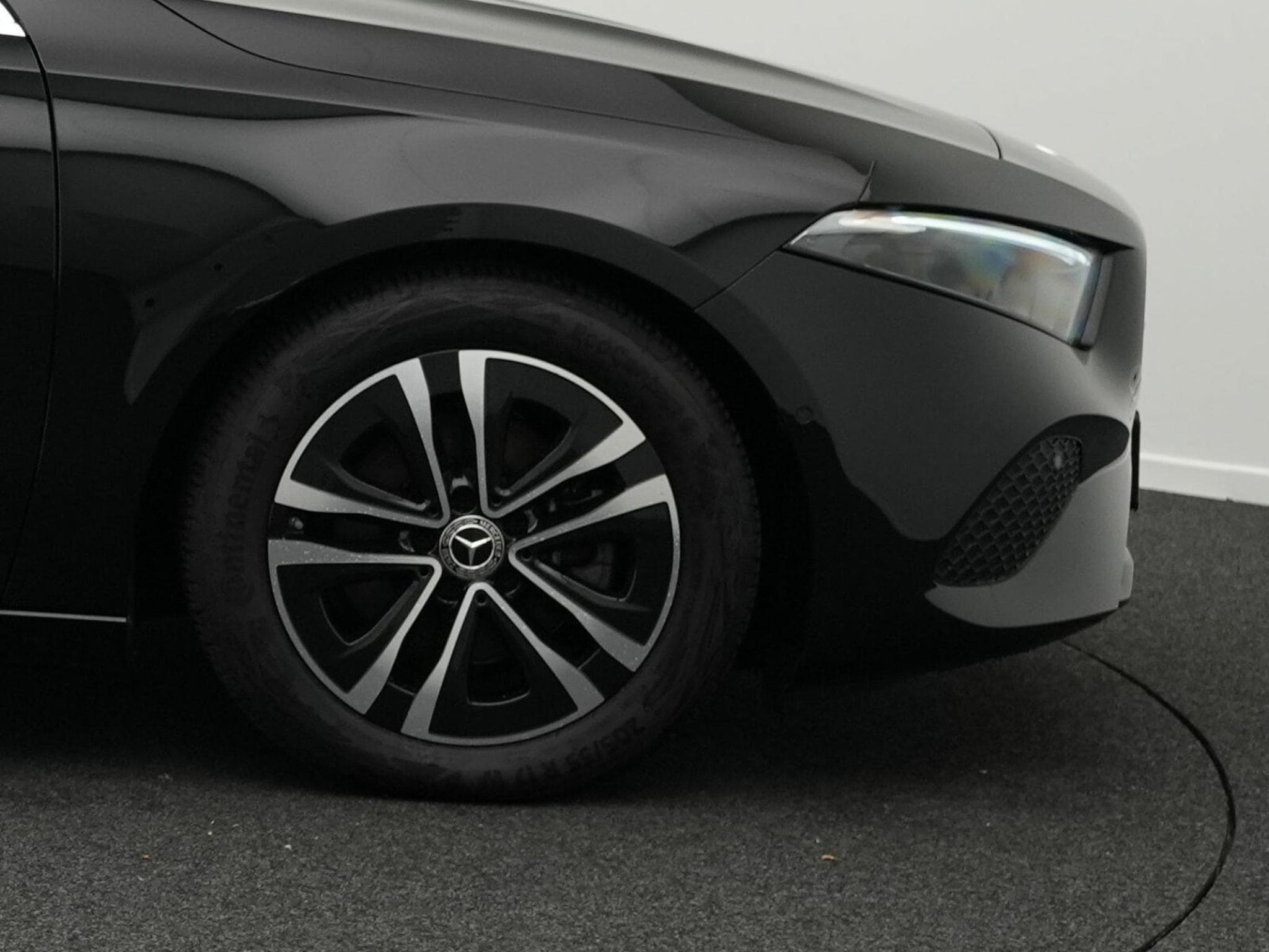 Mercedes A 180 d Progressive LED+Kamera+MBUX (2023) - Photo 6