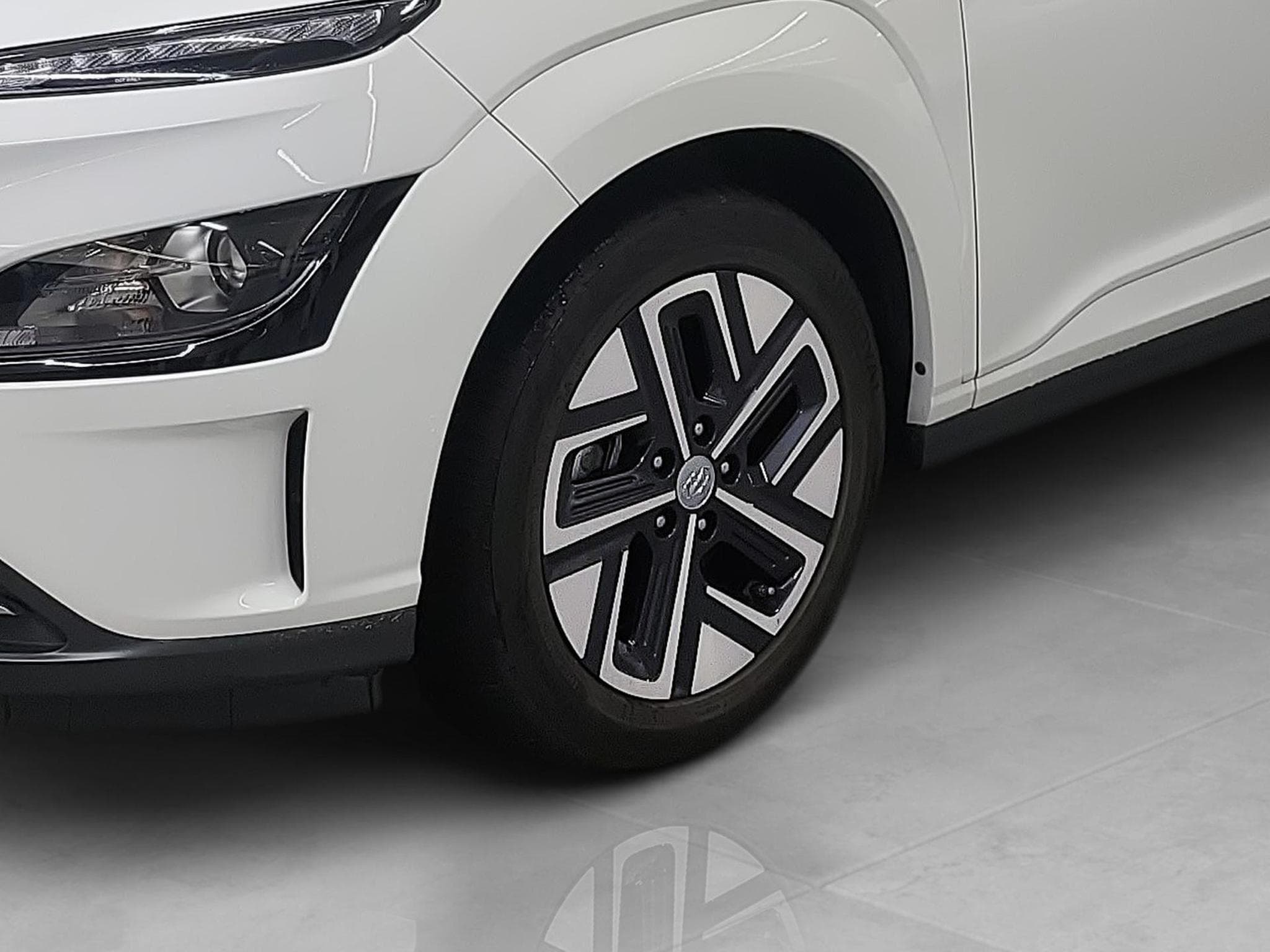 Hyundai Kona Electric (2023) - Photo 19