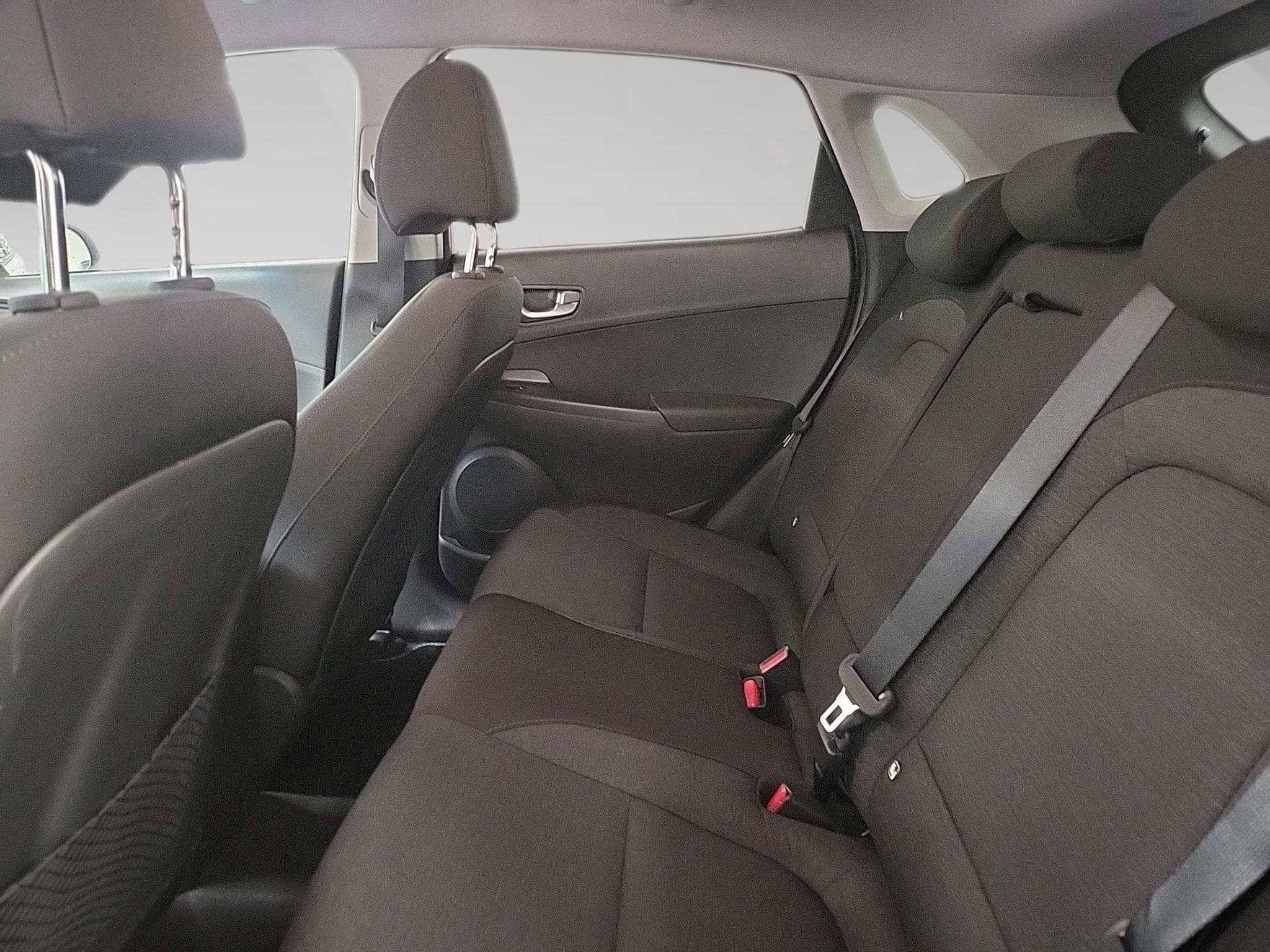 Hyundai Kona Electric  64 kWh (2023) - Photo 10