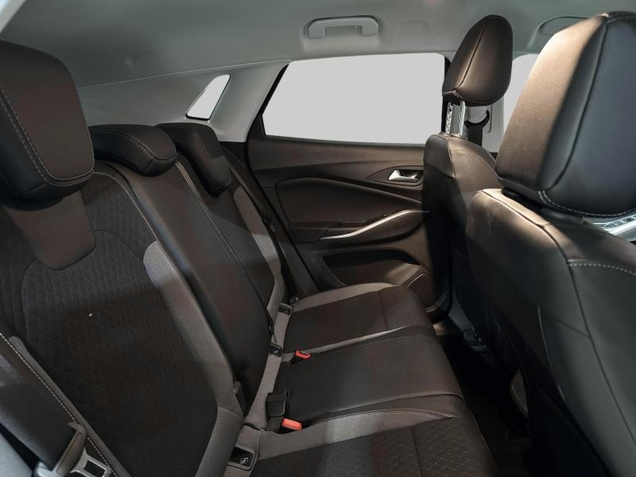 Opel Grandland Business Elegance (2023) - Photo 10