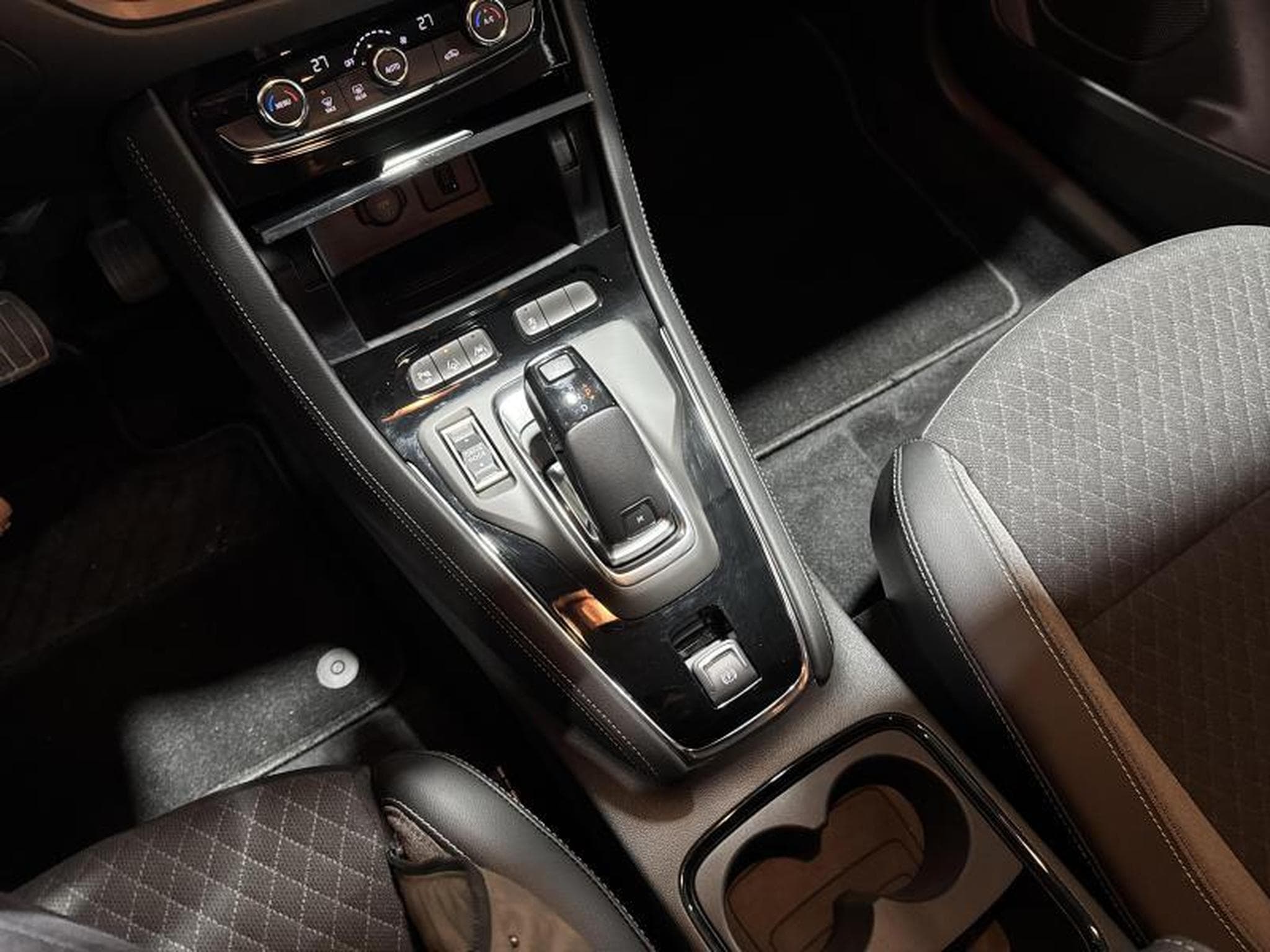 Opel Grandland Business Elegance (2023) - Photo 19