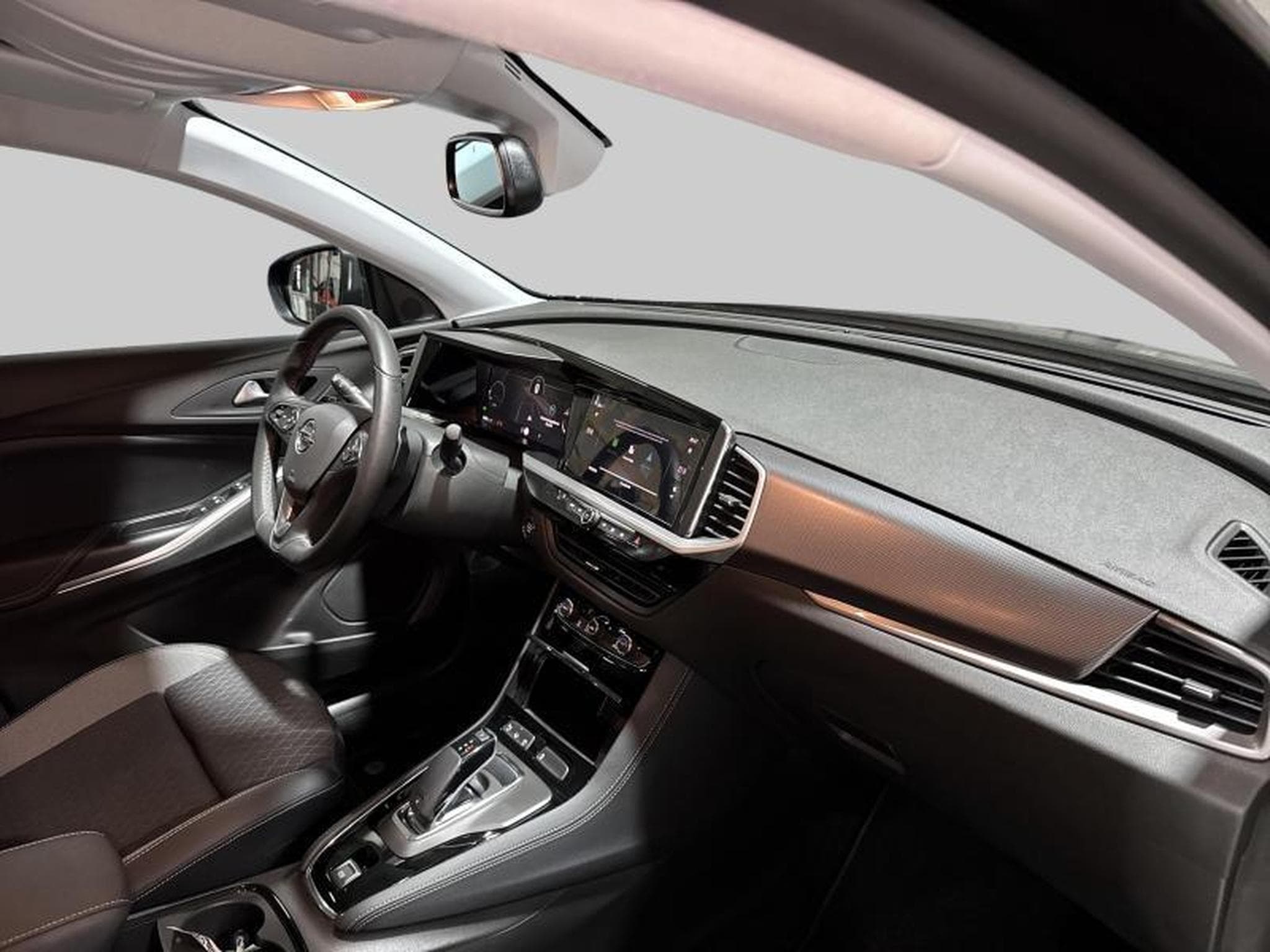 Opel Grandland Business Elegance (2023) - Photo 9