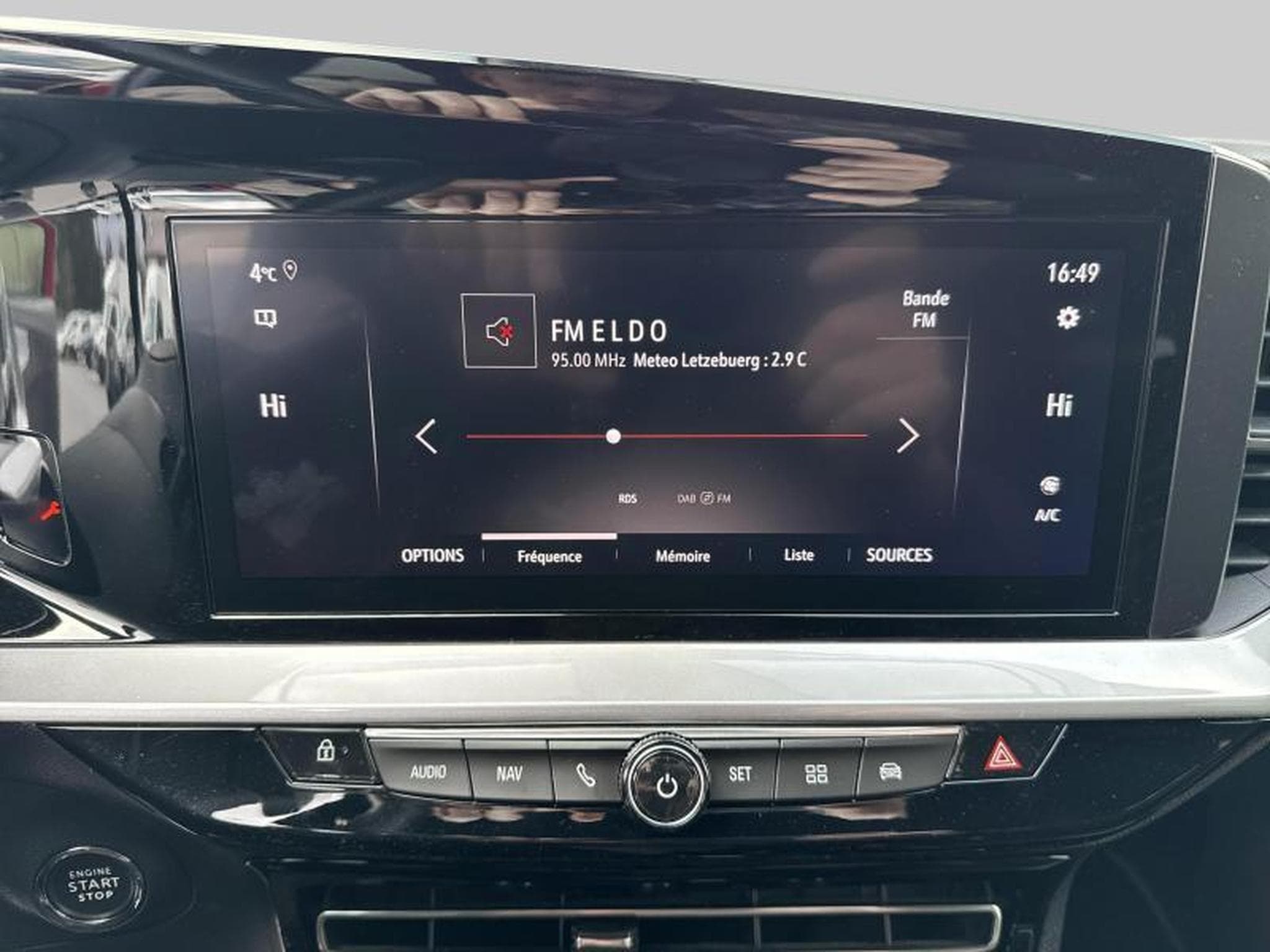 Opel Mokka Ultimate EAT8 (2022) - Photo 18