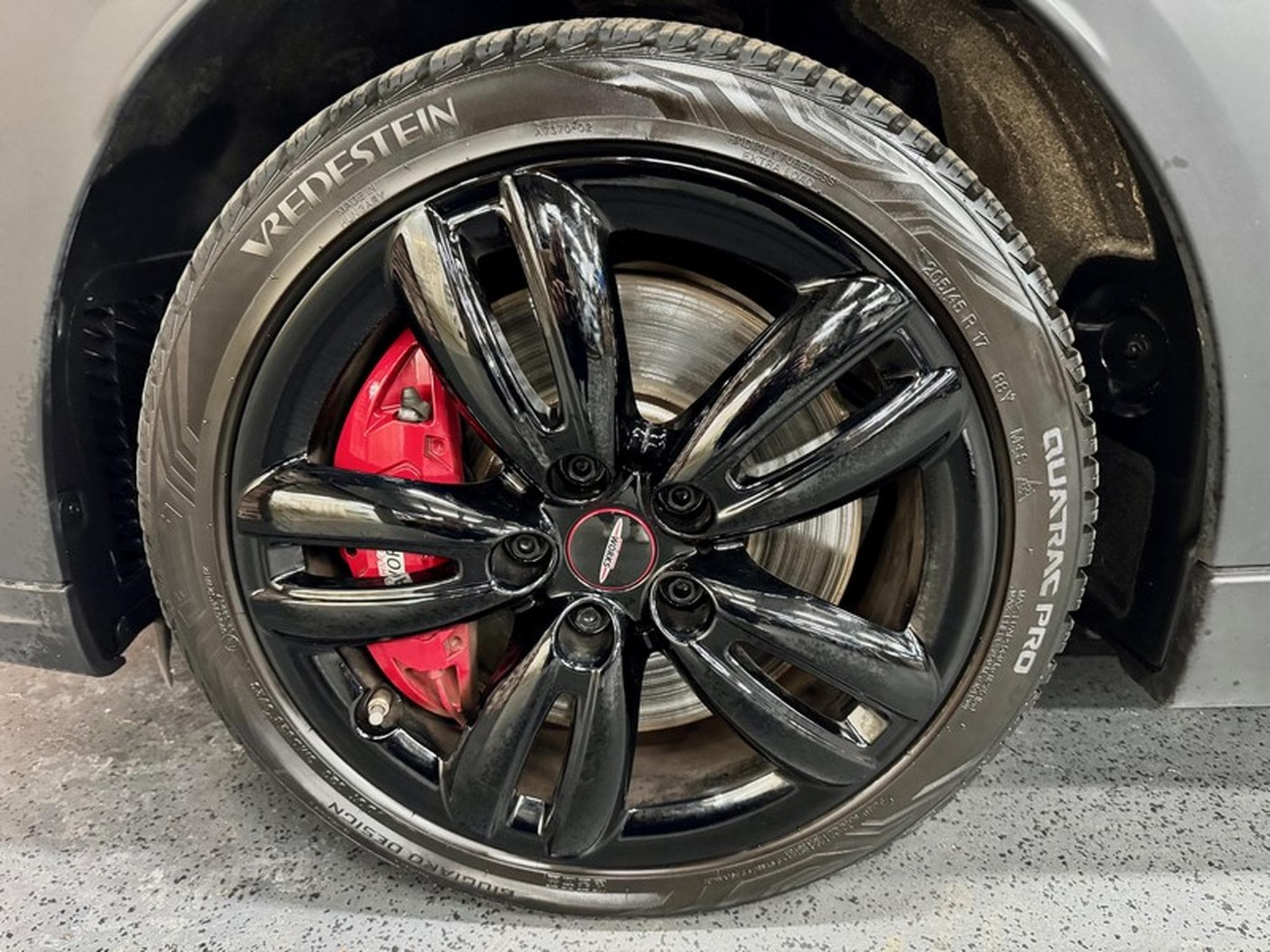 Mini Cooper Cooper 2.0 231cv Auto JOHN COOPER WORKS (2023) - Photo 3