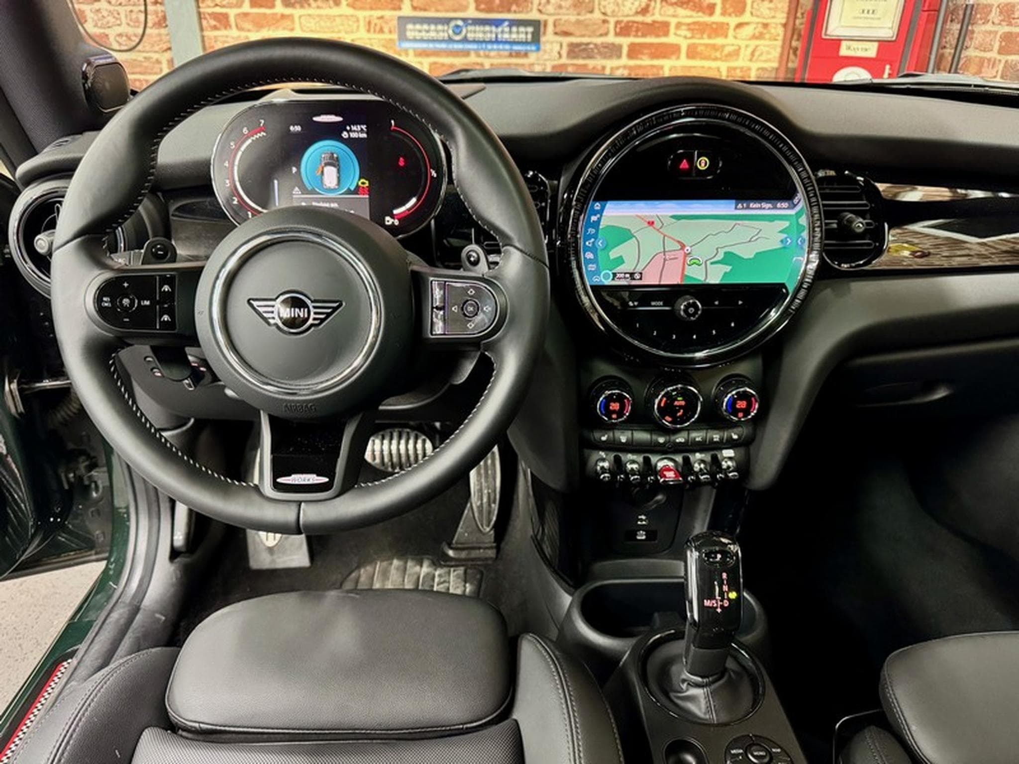 Mini Cooper Cooper 2.0 231cv Auto JOHN COOPER WORKS (2023) - Photo 4