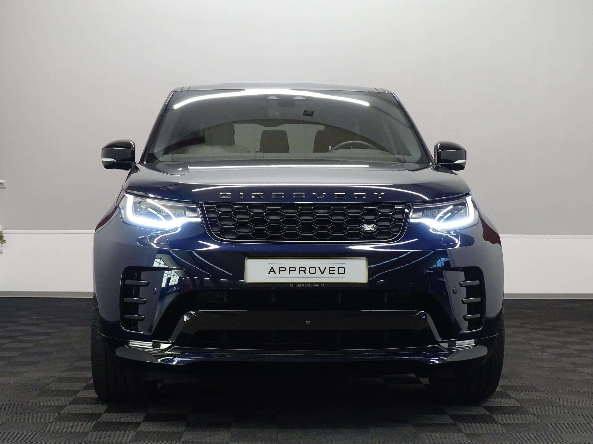 Land-Rover Discovery R-Dynamic P360 AWD auto (2021) - Photo 2