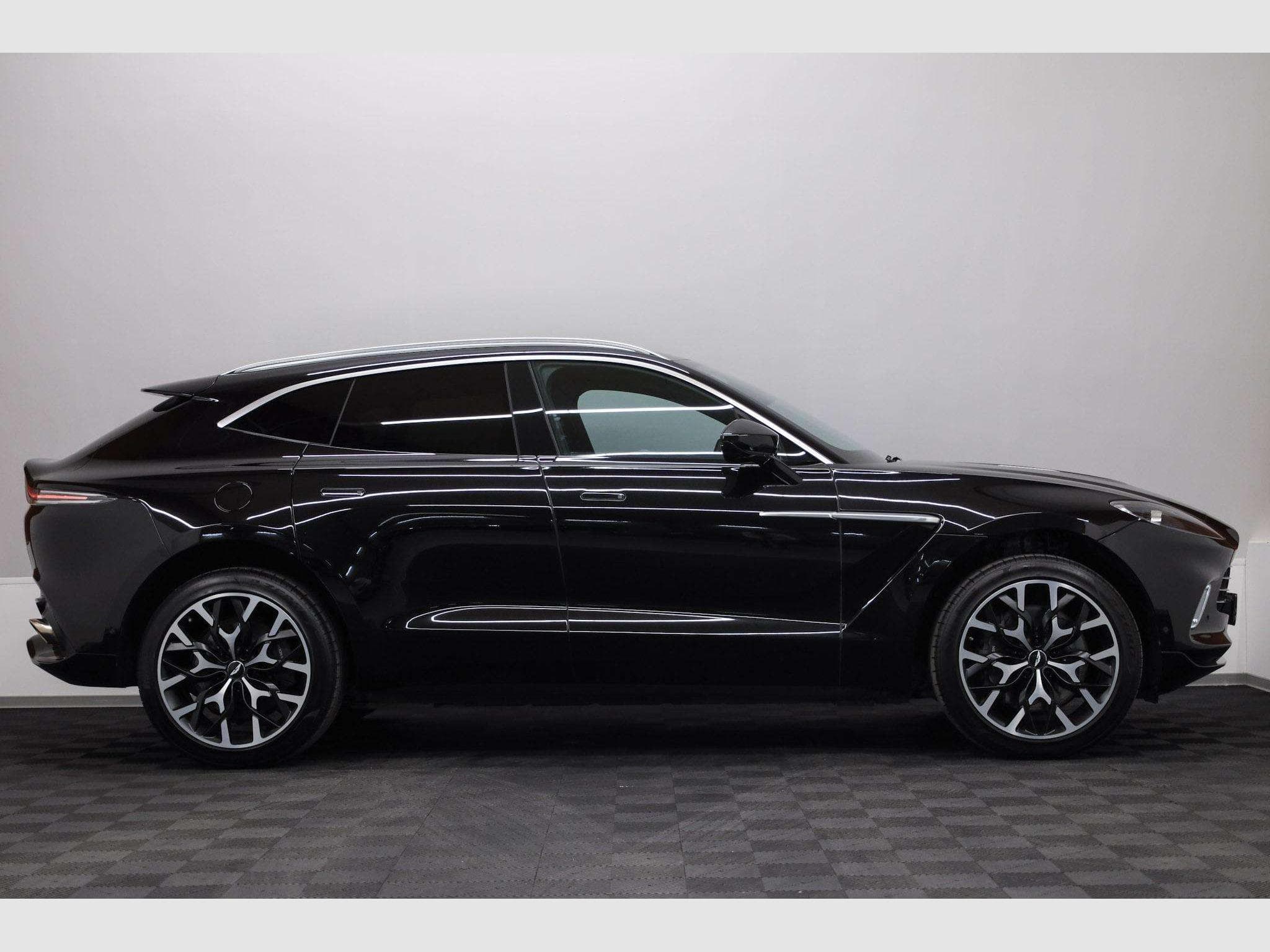 Aston-Martin DBX 4.0 V8 550 (2021) - Photo 3