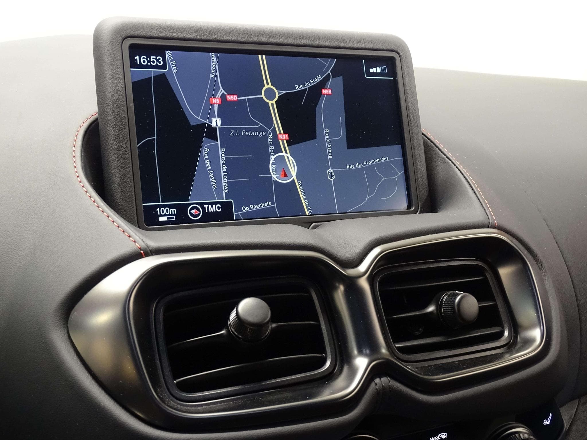 Aston-Martin V8 Vantage F1 Edition (2023) - Foto 23