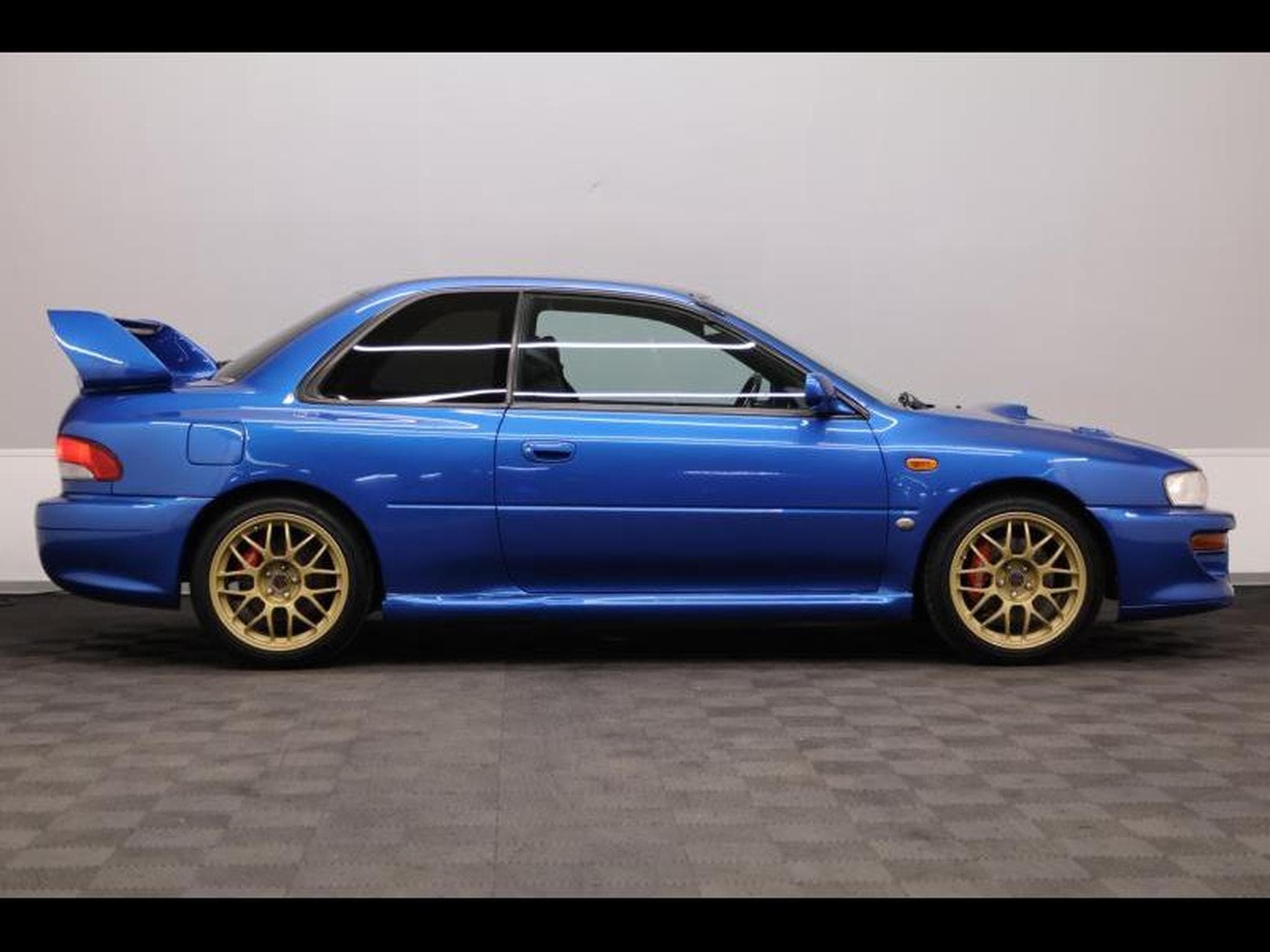 Subaru Impreza 22b 325/400 (1999) - Photo 3