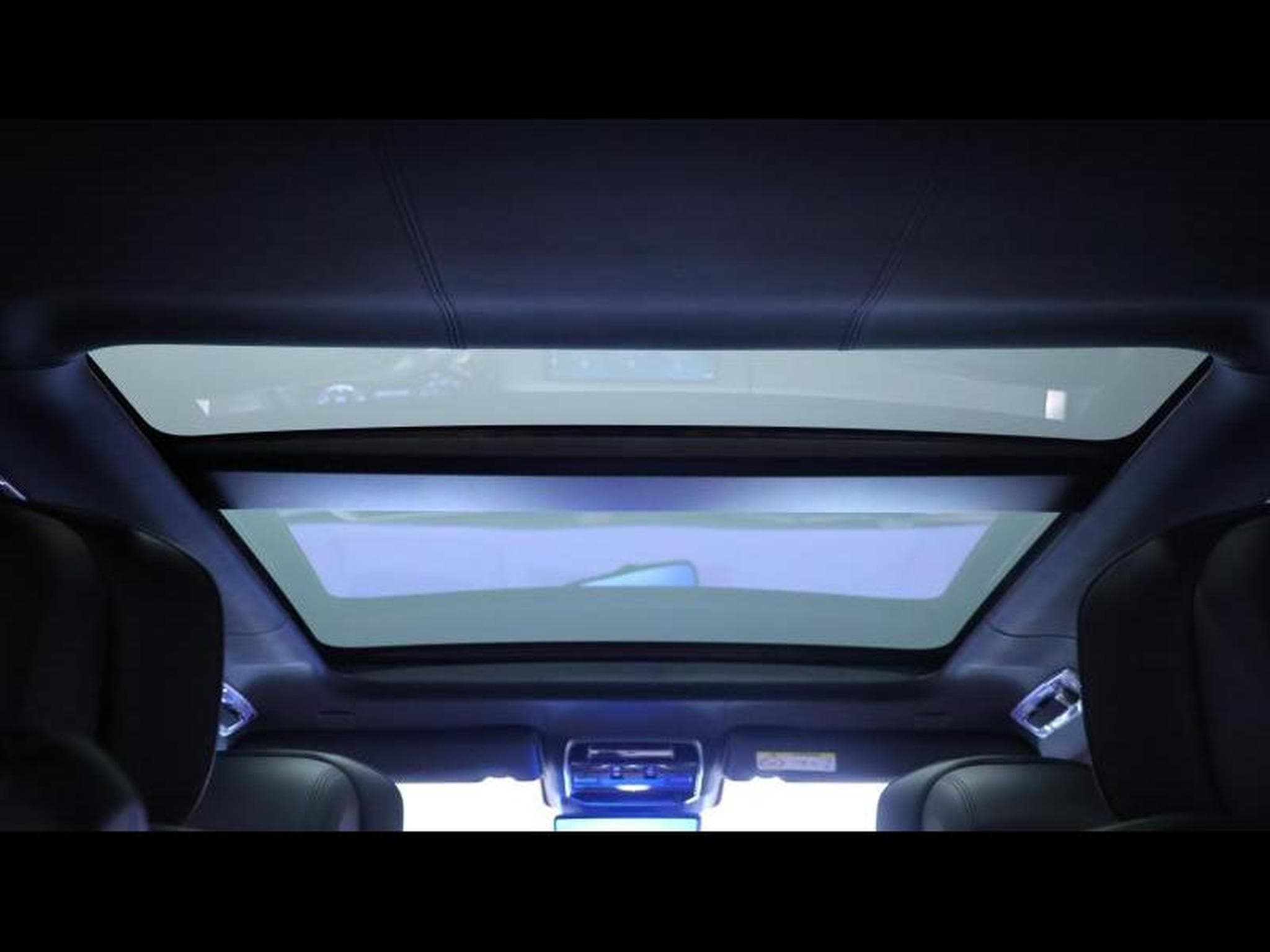 Land-Rover Range Rover P550e Autobiography SWB AWD Auto (2024) - Foto 32