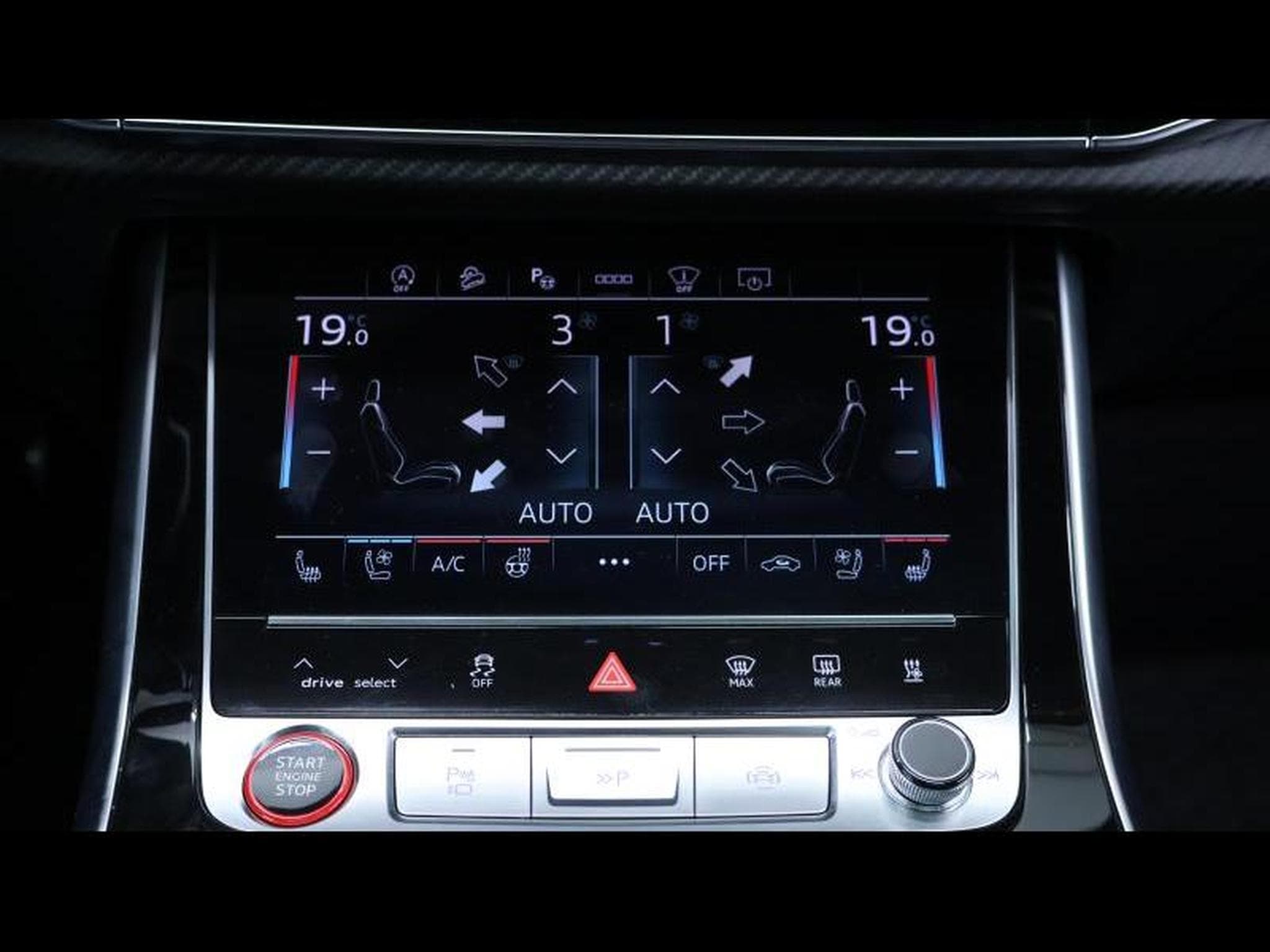 Audi RSQ8 4.0 TFSI 600 Quattro (2021) - Photo 18