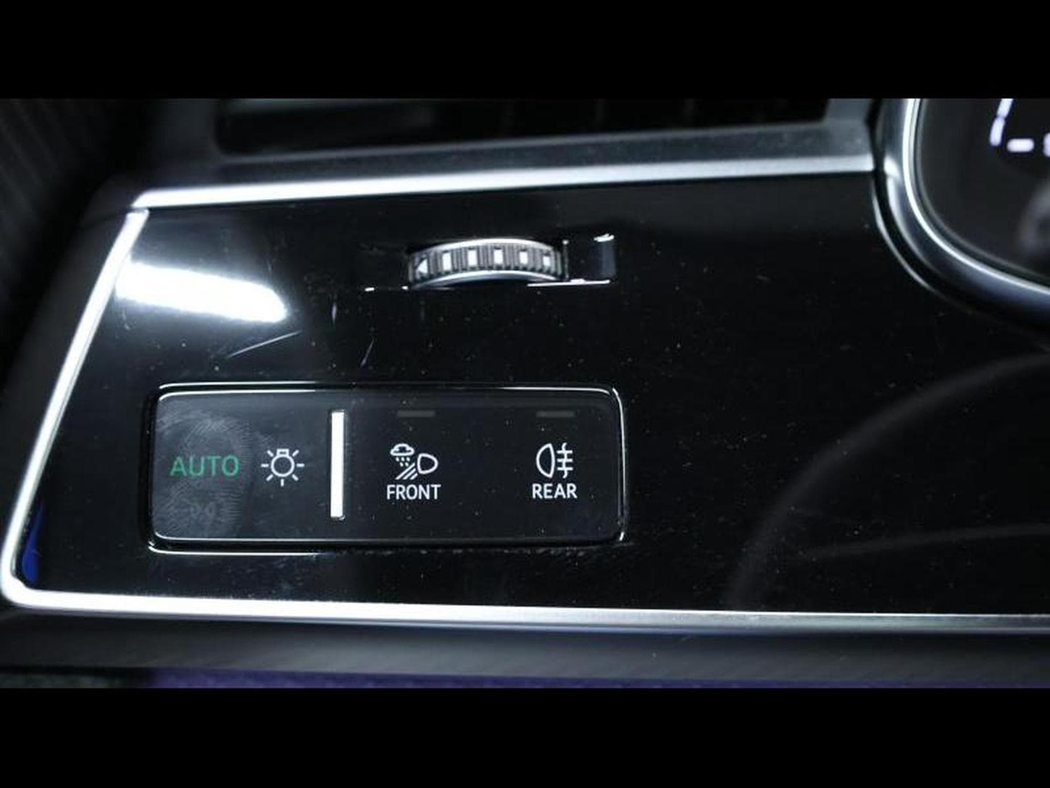 Audi RSQ8 4.0 TFSI 600 Quattro (2021) - Photo 22