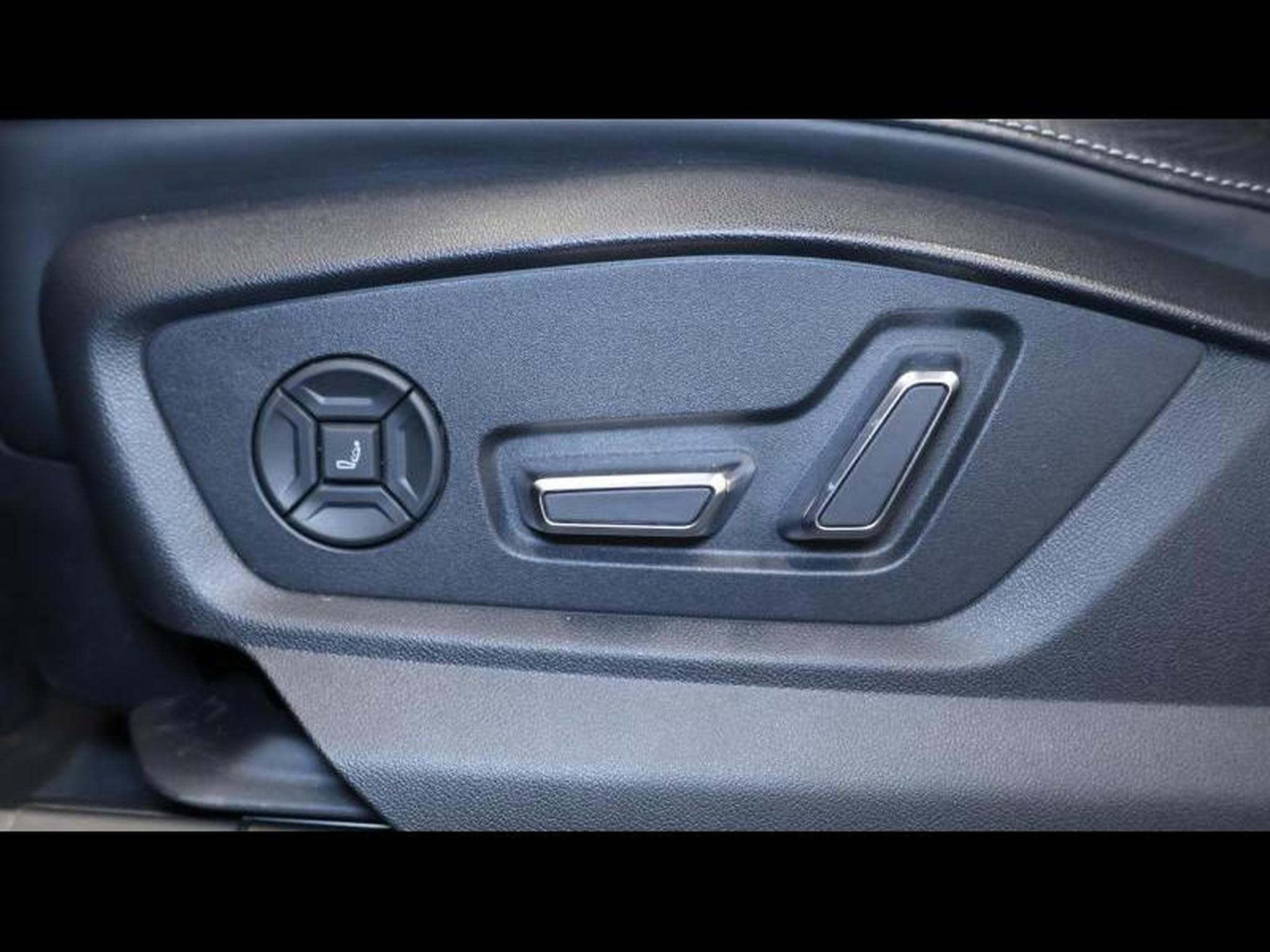 Audi RSQ8 4.0 TFSI 600 Quattro (2021) - Photo 25