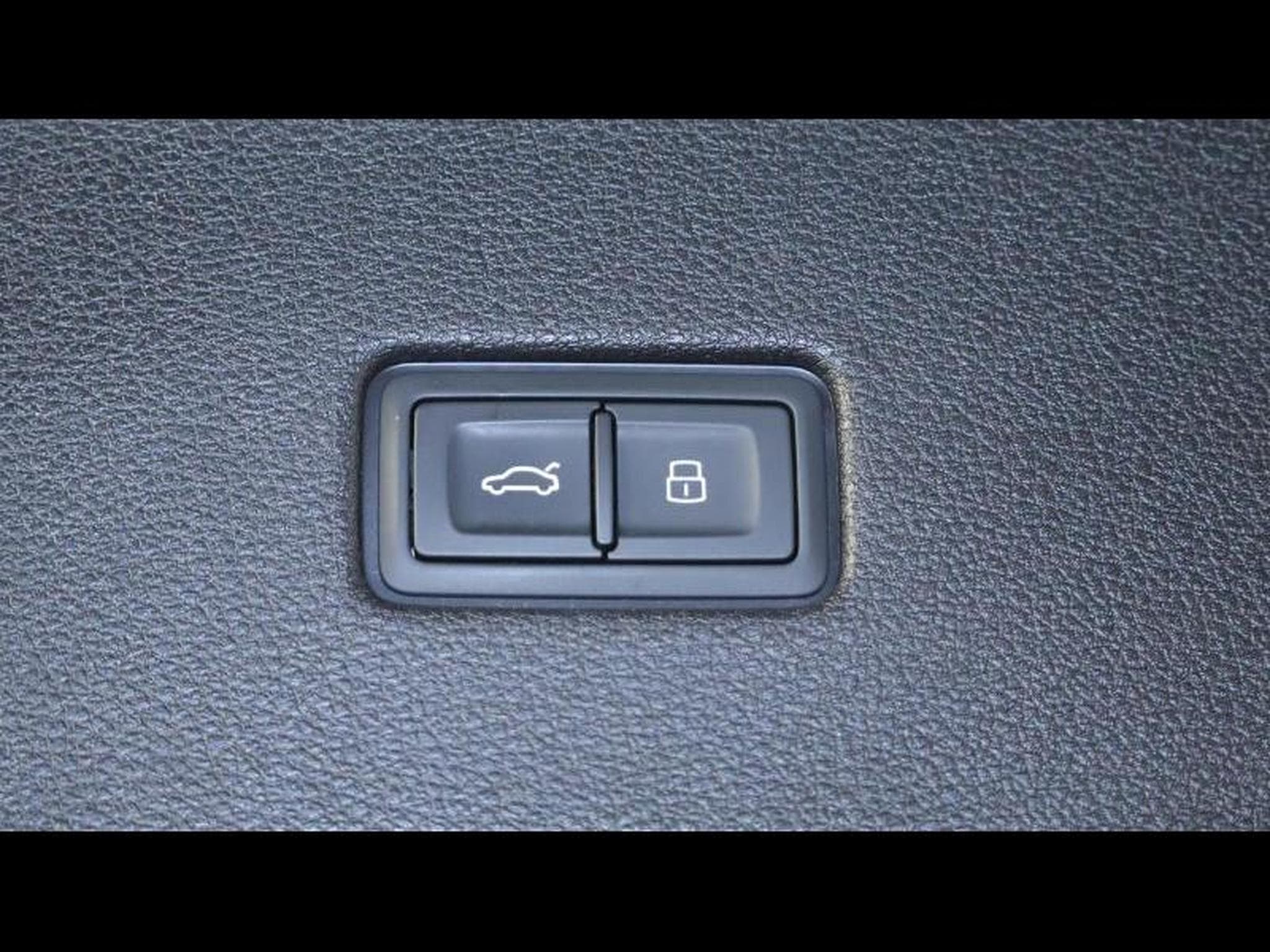 Audi RSQ8 4.0 TFSI 600 Quattro (2021) - Photo 26