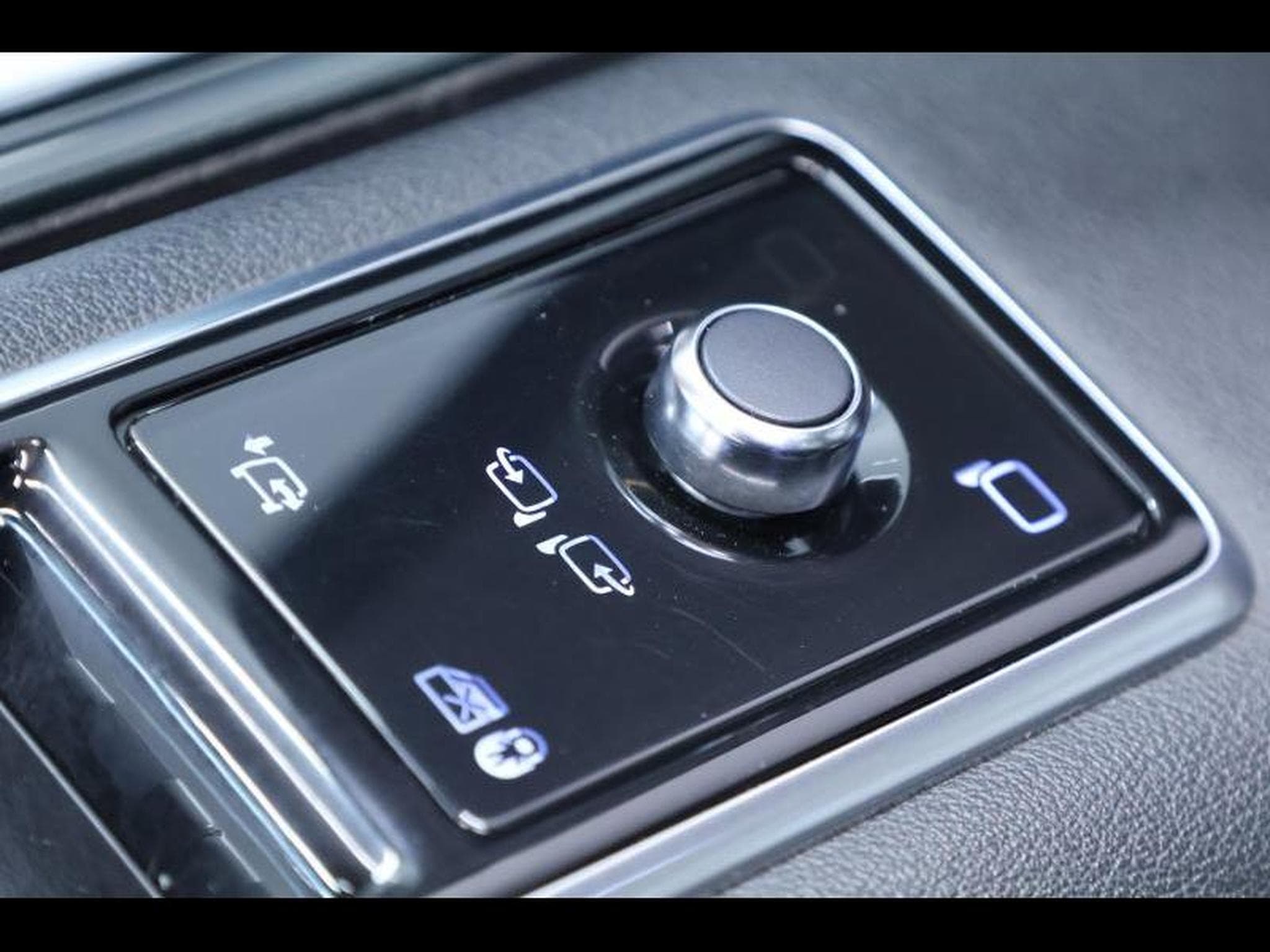 Land-Rover Range Rover Sport D250 HSE SVO (2021) - Photo 30