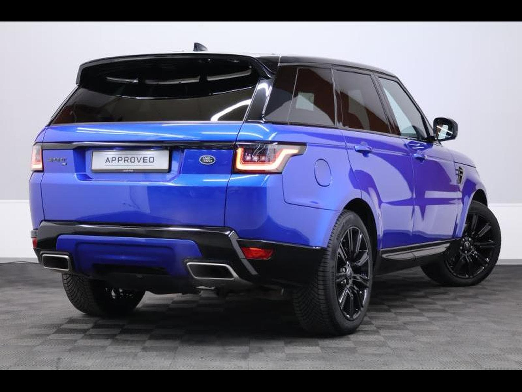 Land-Rover Range Rover Sport D250 HSE SVO (2021) - Photo 4