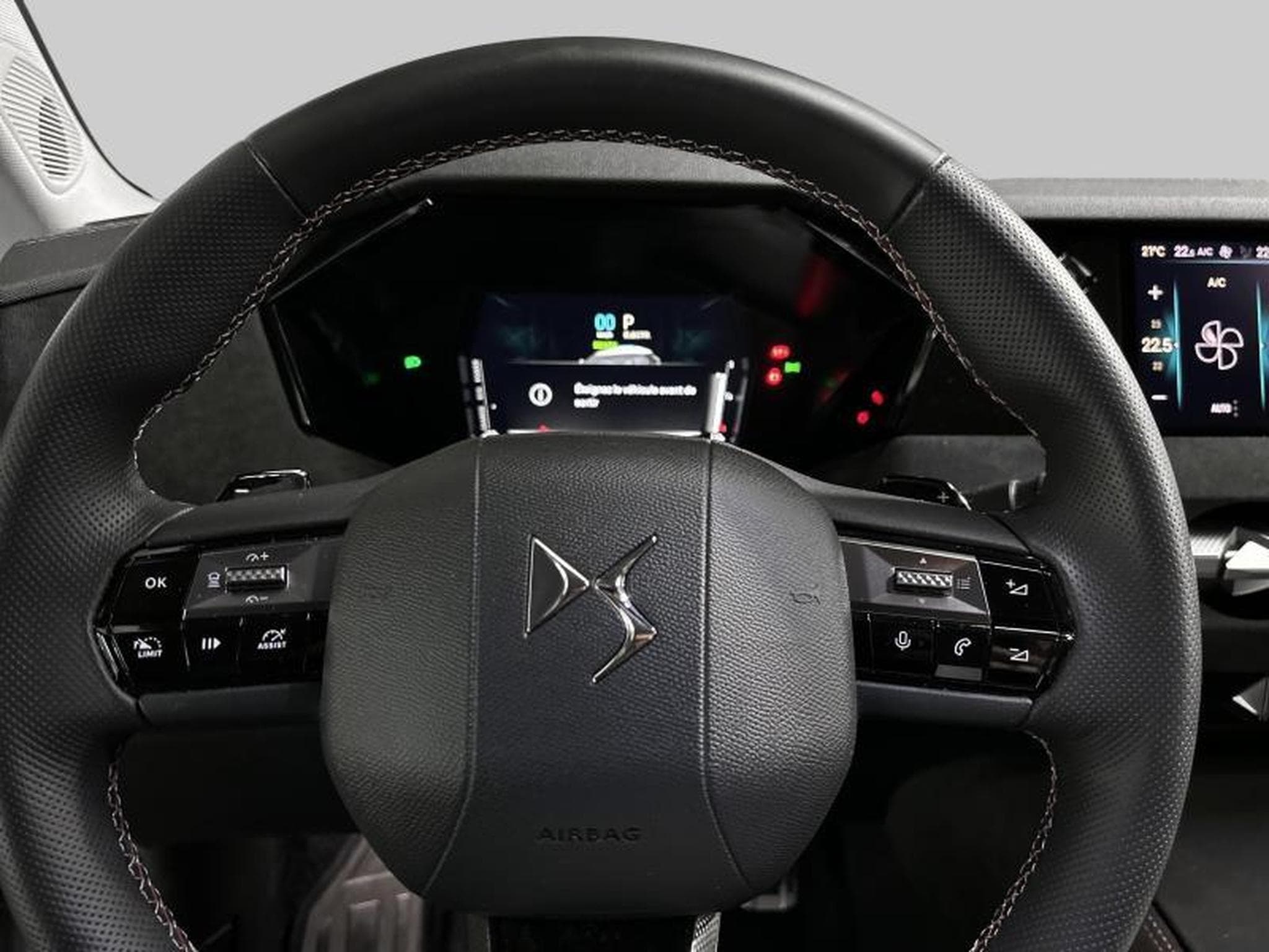 DS Automobiles DS4 DS4 Performance Line + (2022) - Foto 12